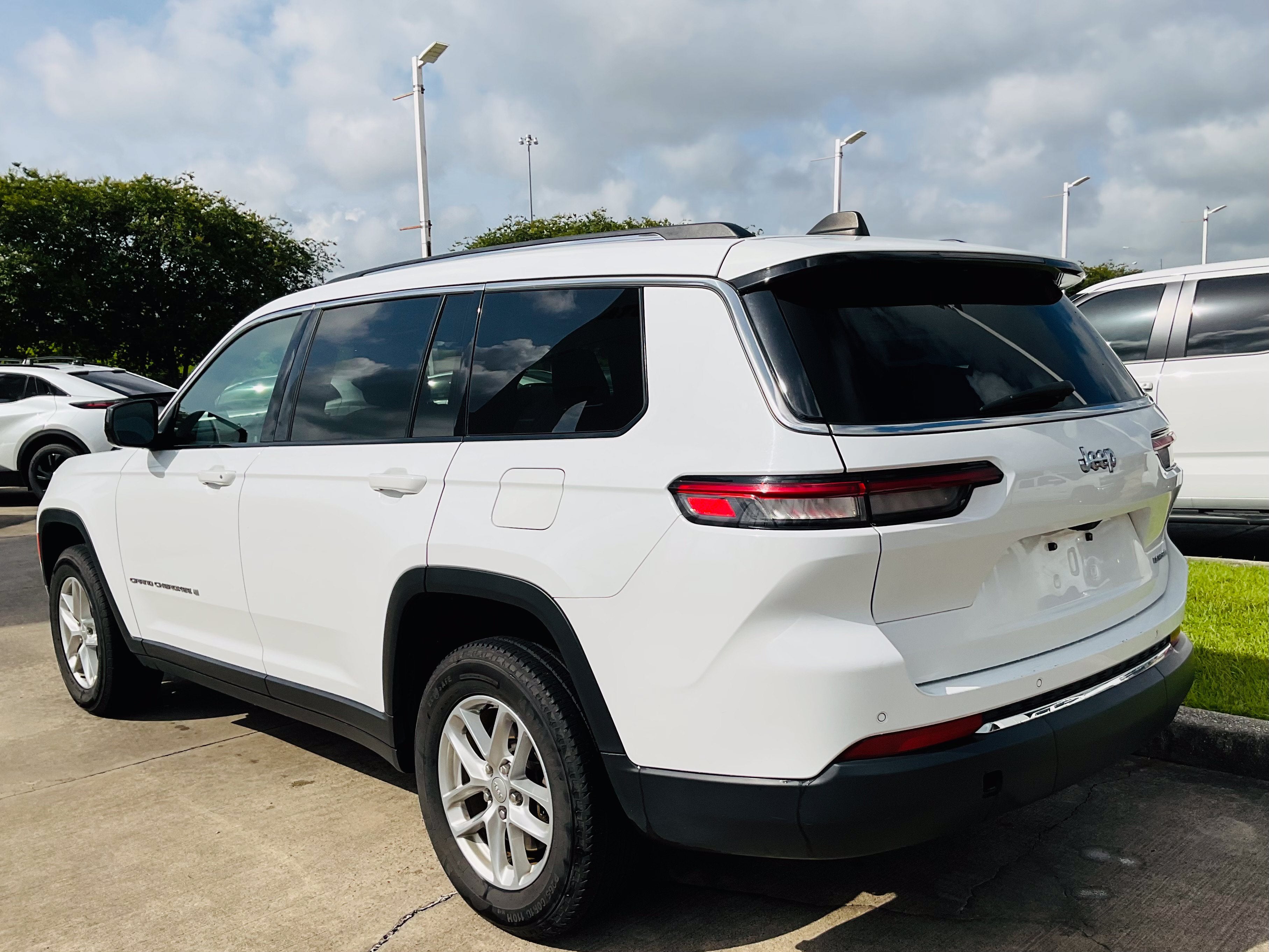 2023 Jeep Grand Cherokee L Laredo