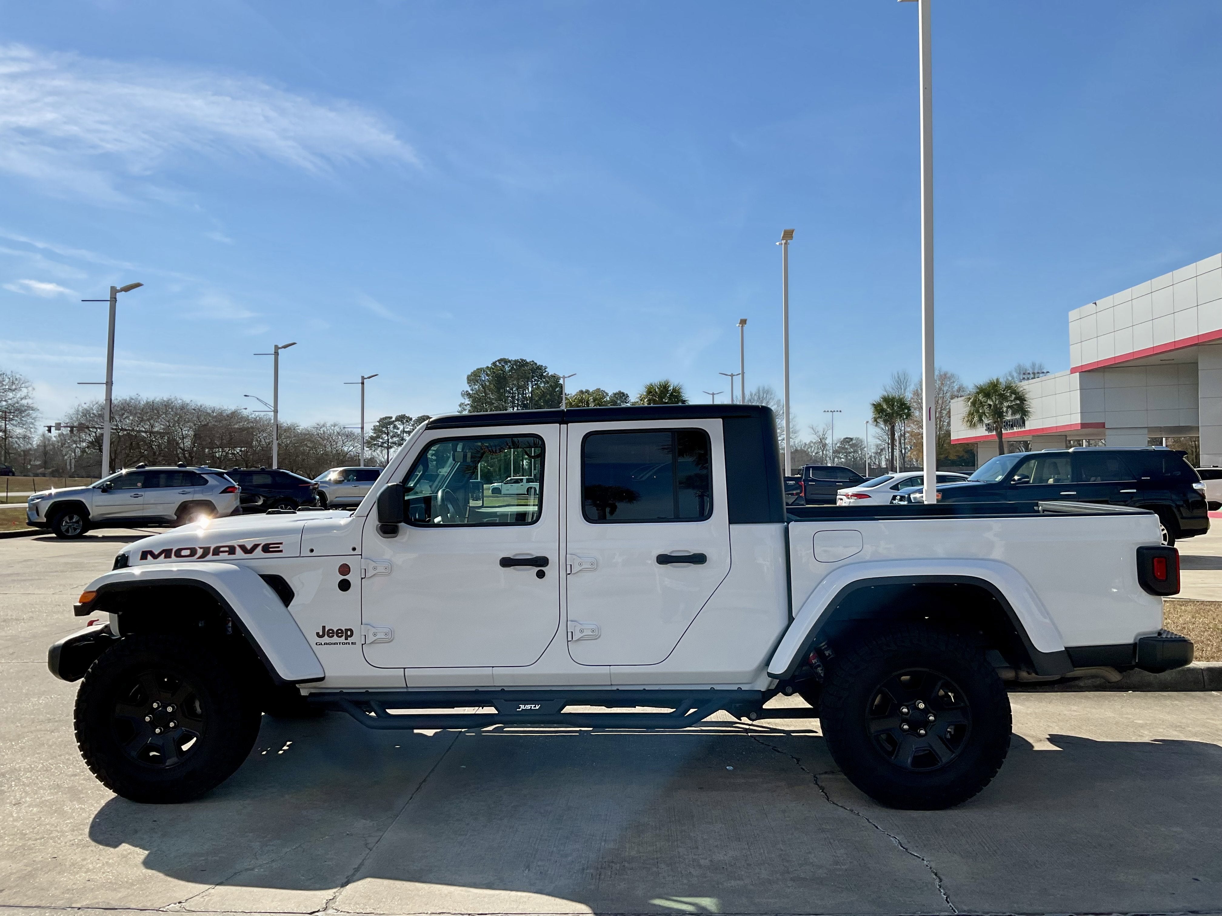 2023 Jeep Gladiator Mojave