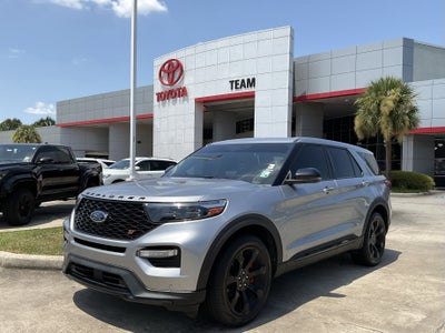 2022 Ford Explorer ST