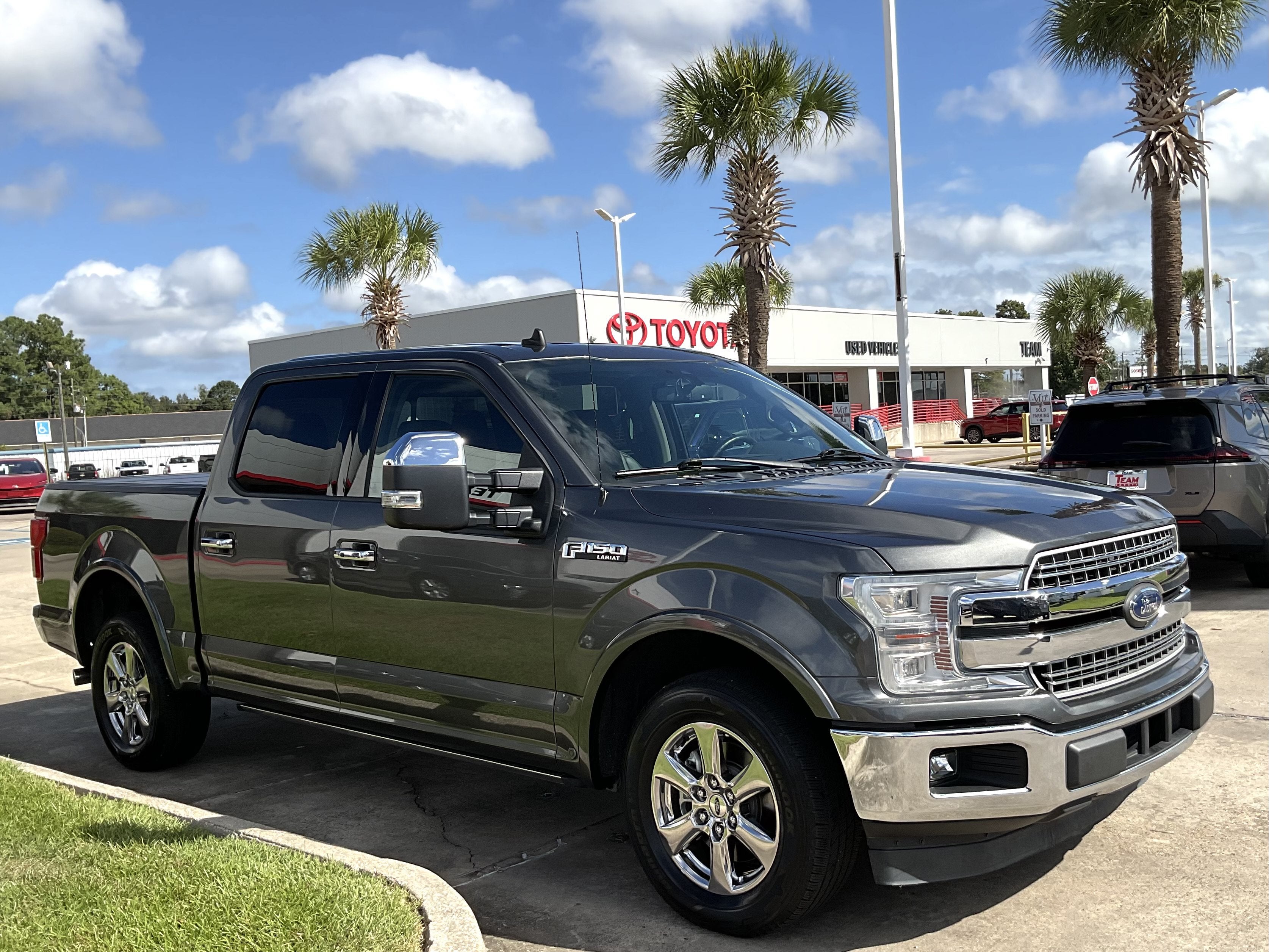 2019 Ford F-150 LARIAT