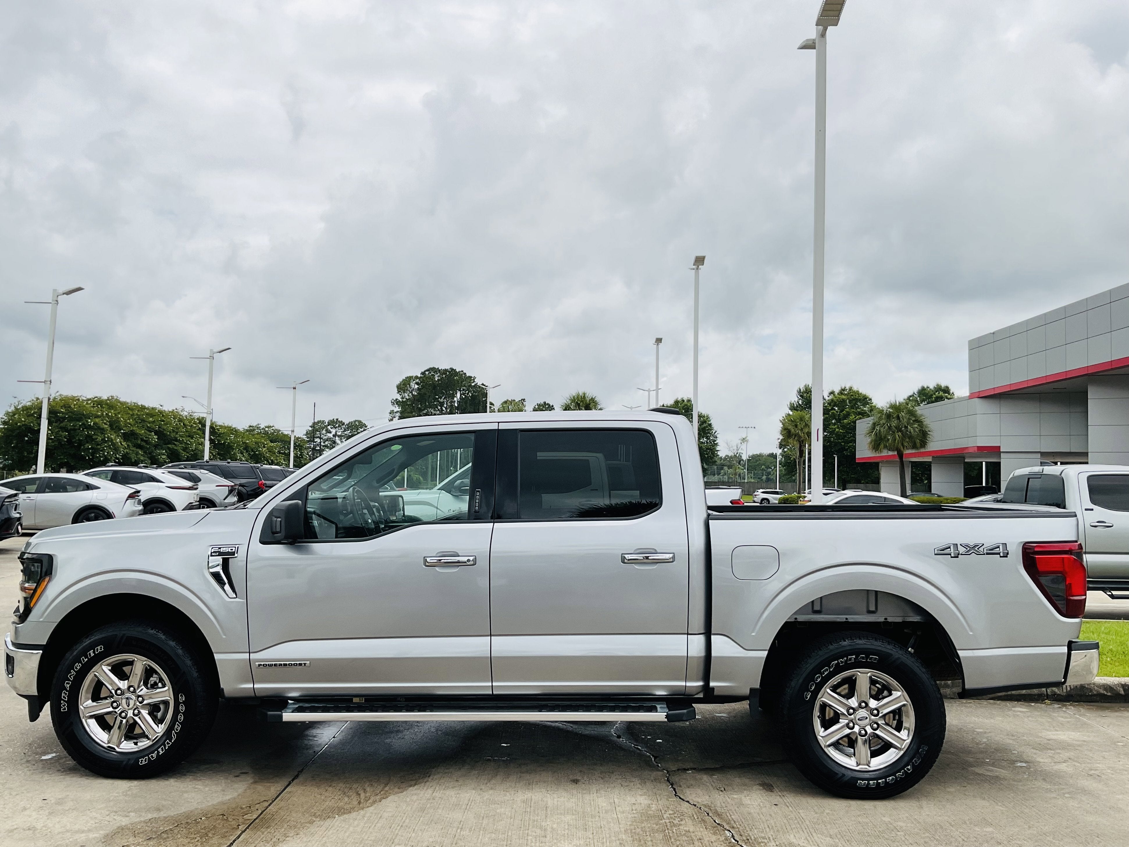 2024 Ford F-150 XLT