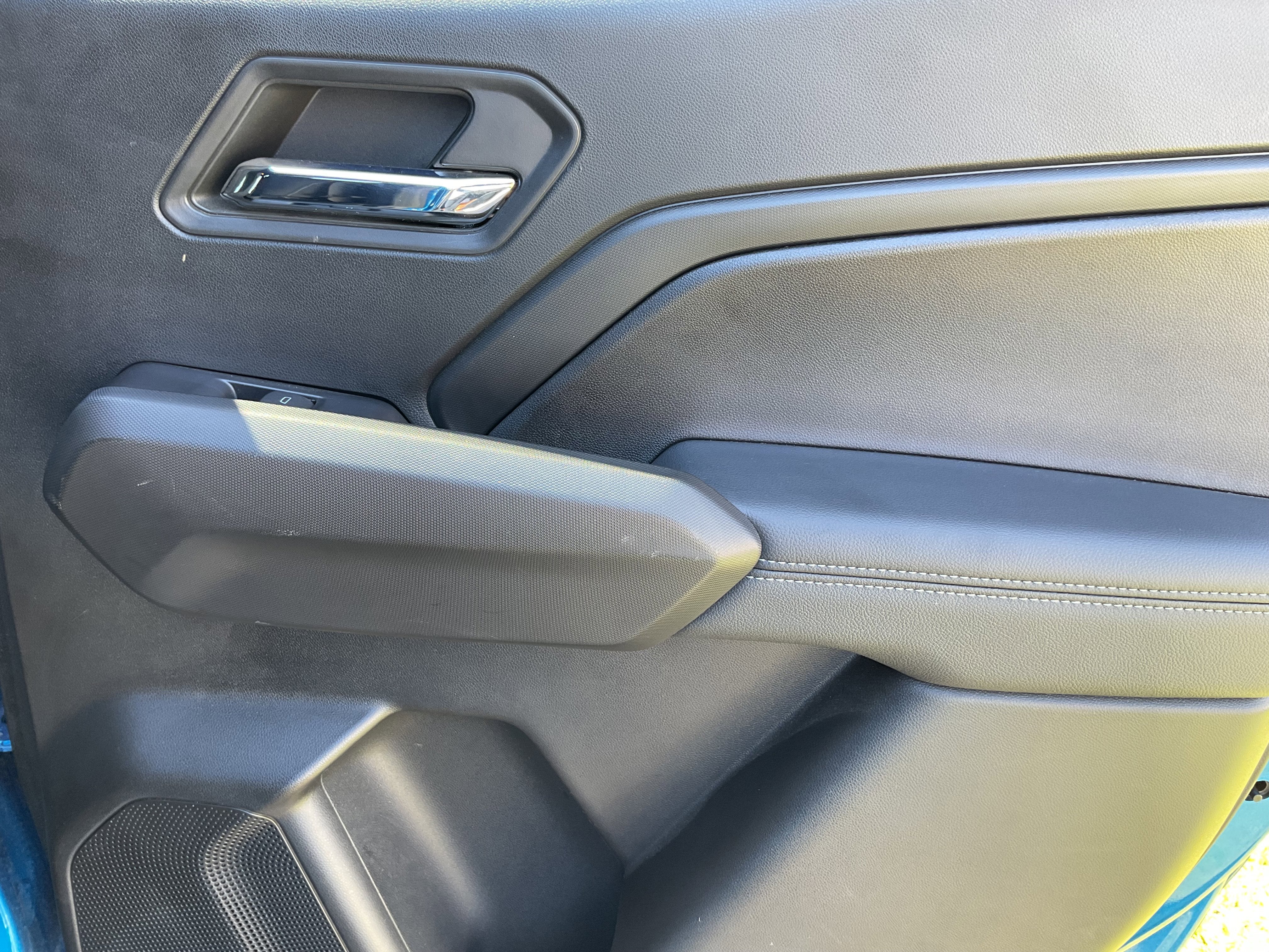 2024 Chevrolet Colorado 2WD LT