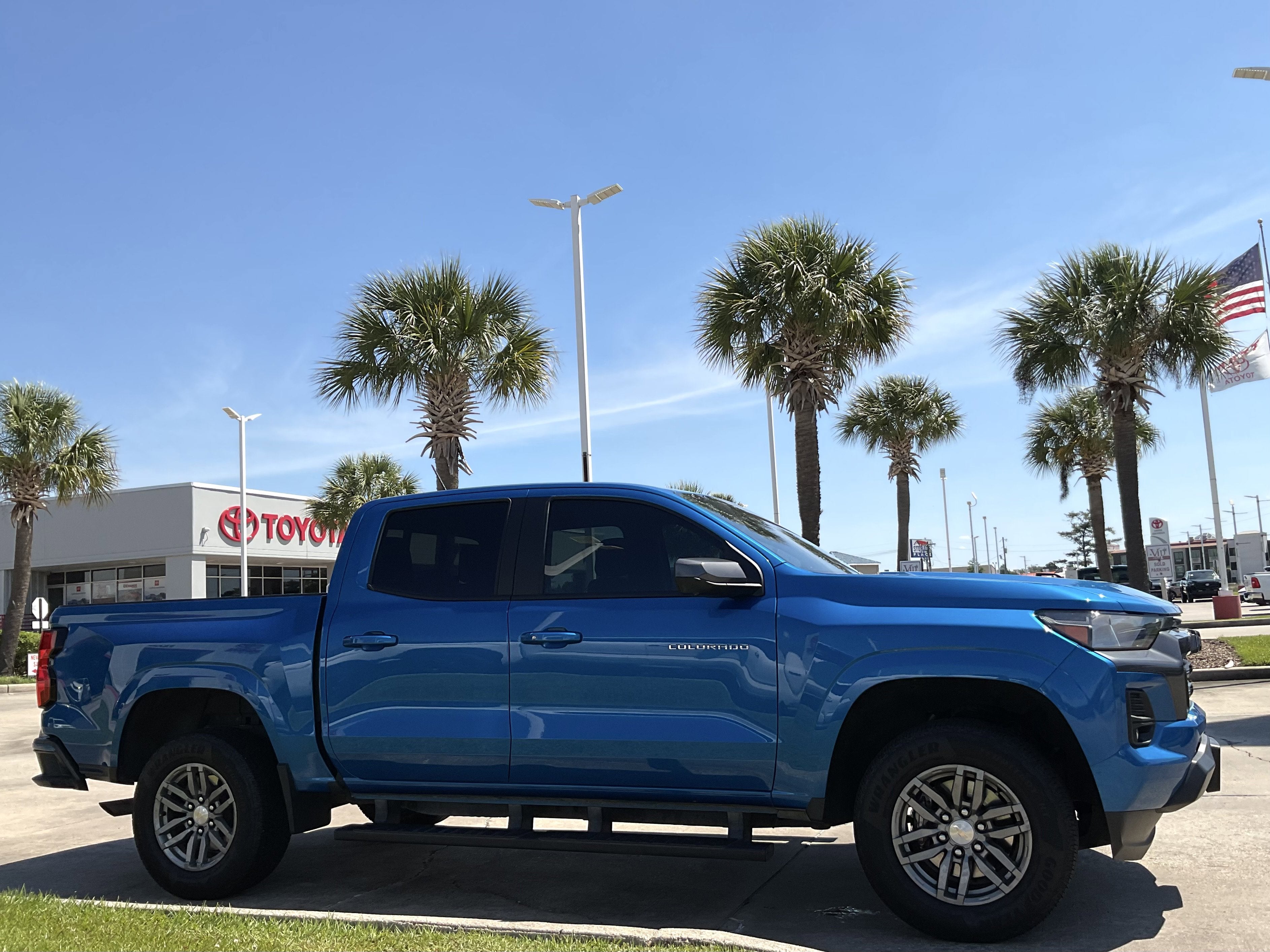 2024 Chevrolet Colorado 2WD LT