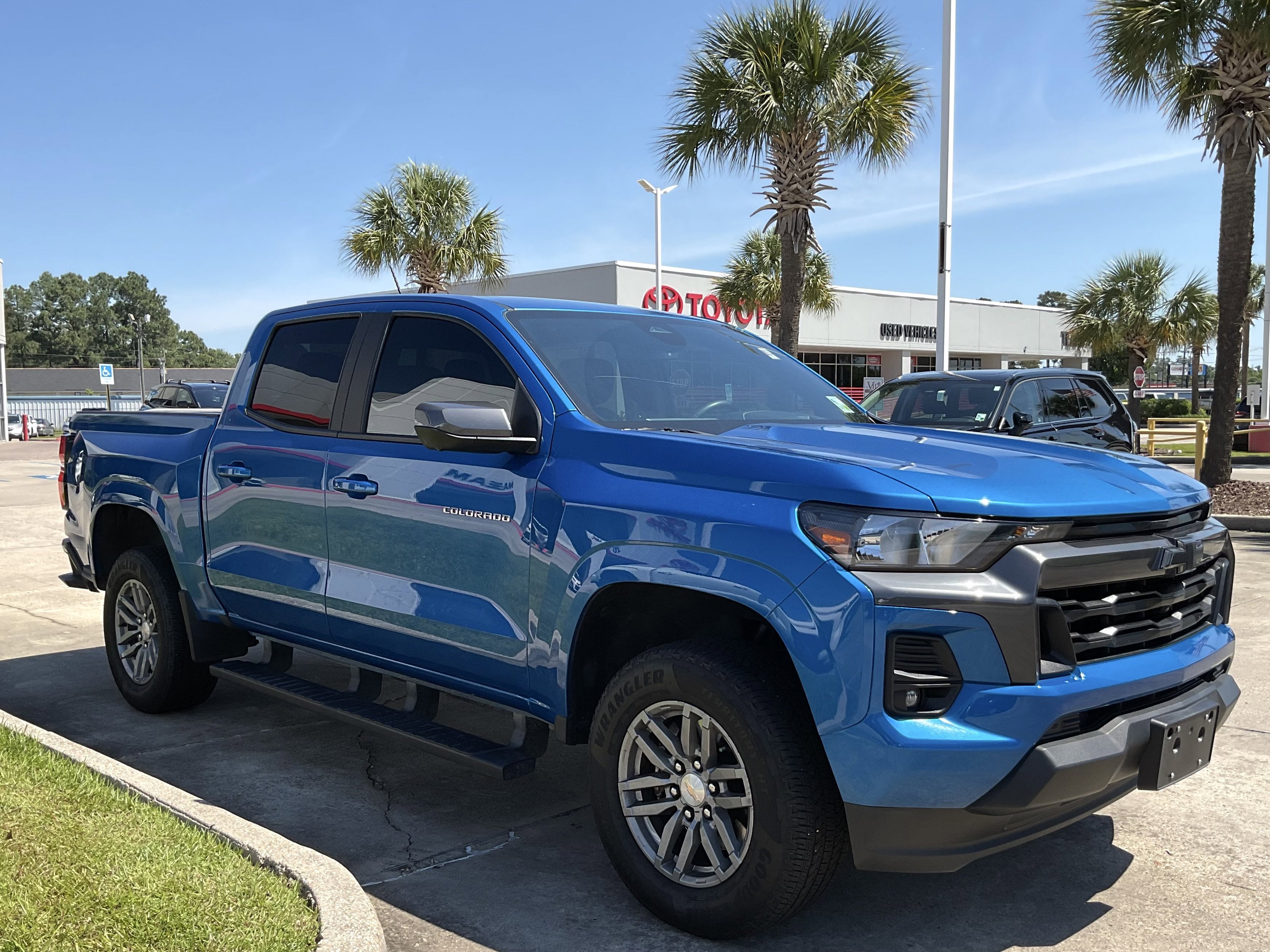 2024 Chevrolet Colorado 2WD LT