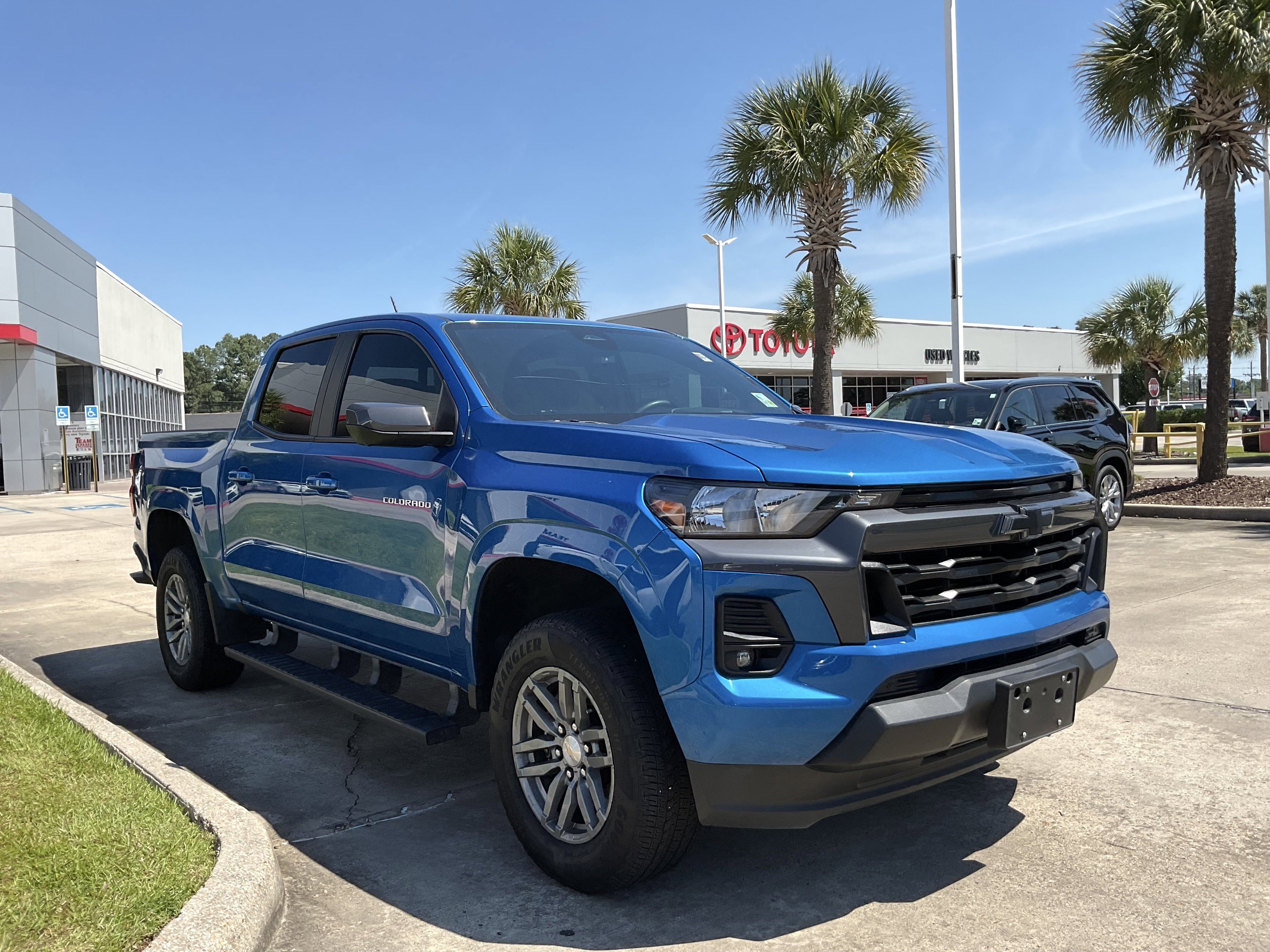 2024 Chevrolet Colorado 2WD LT