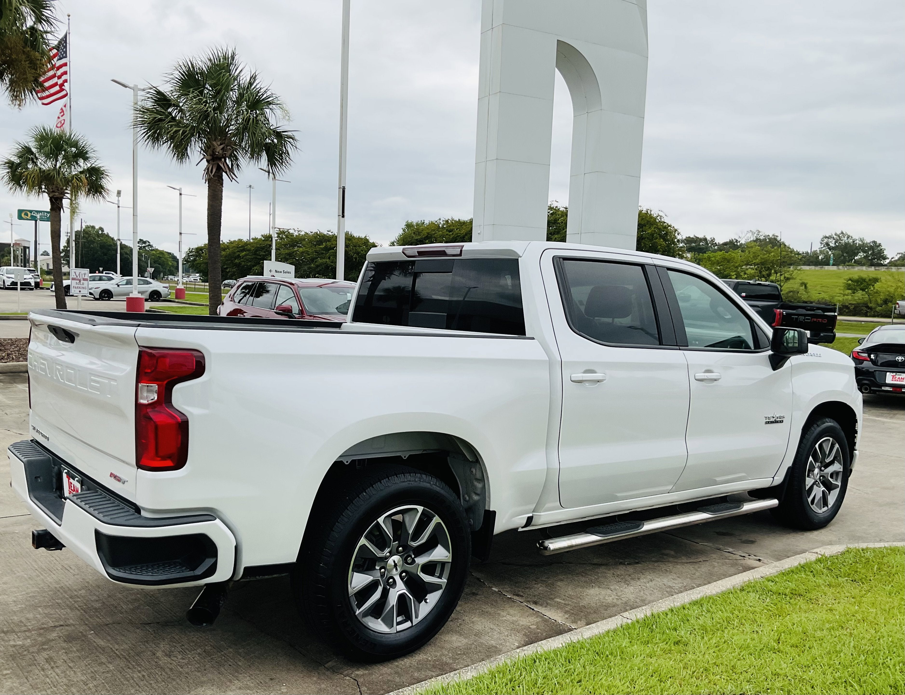 2021 Chevrolet Silverado RST