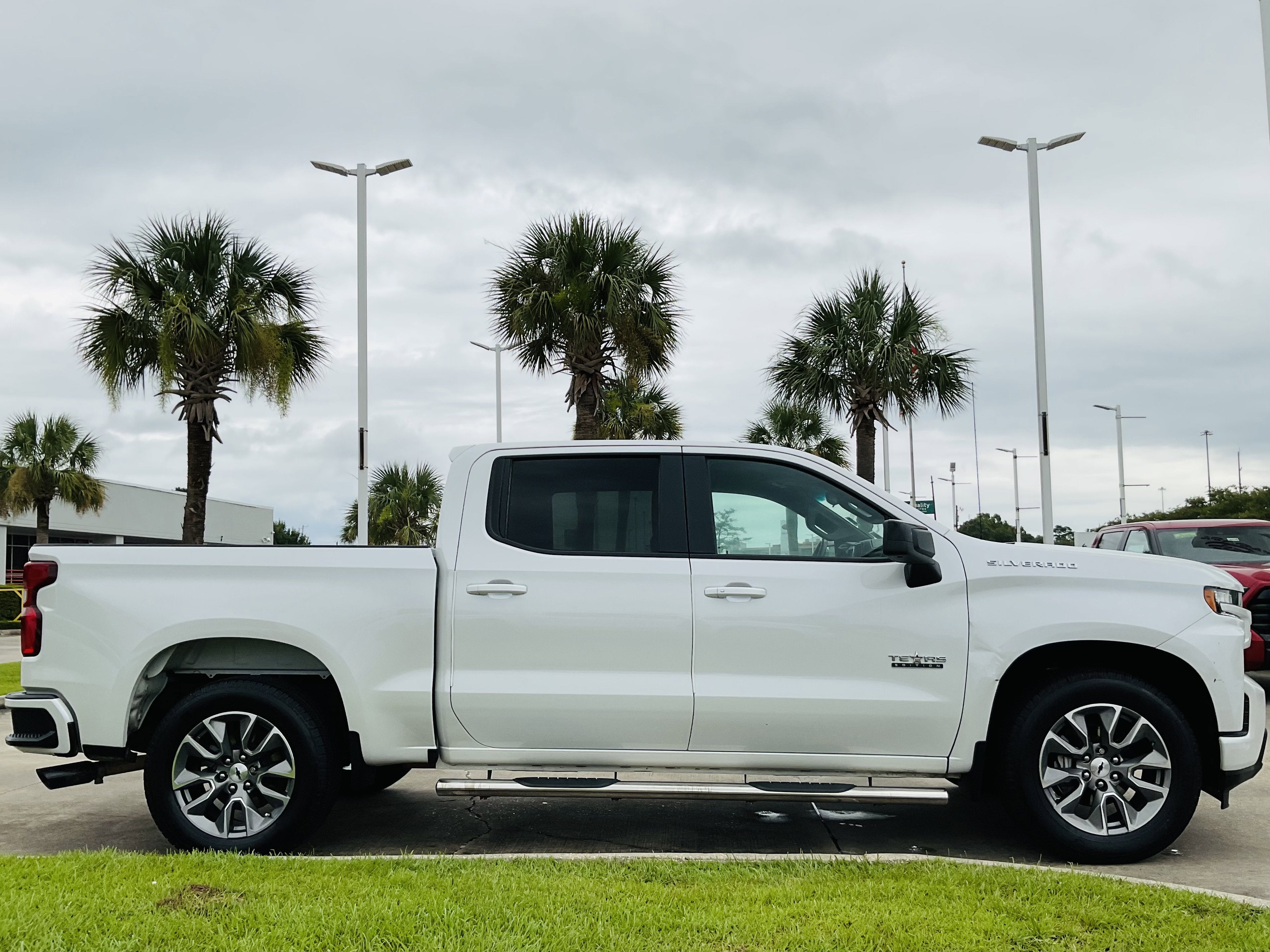 2021 Chevrolet Silverado RST
