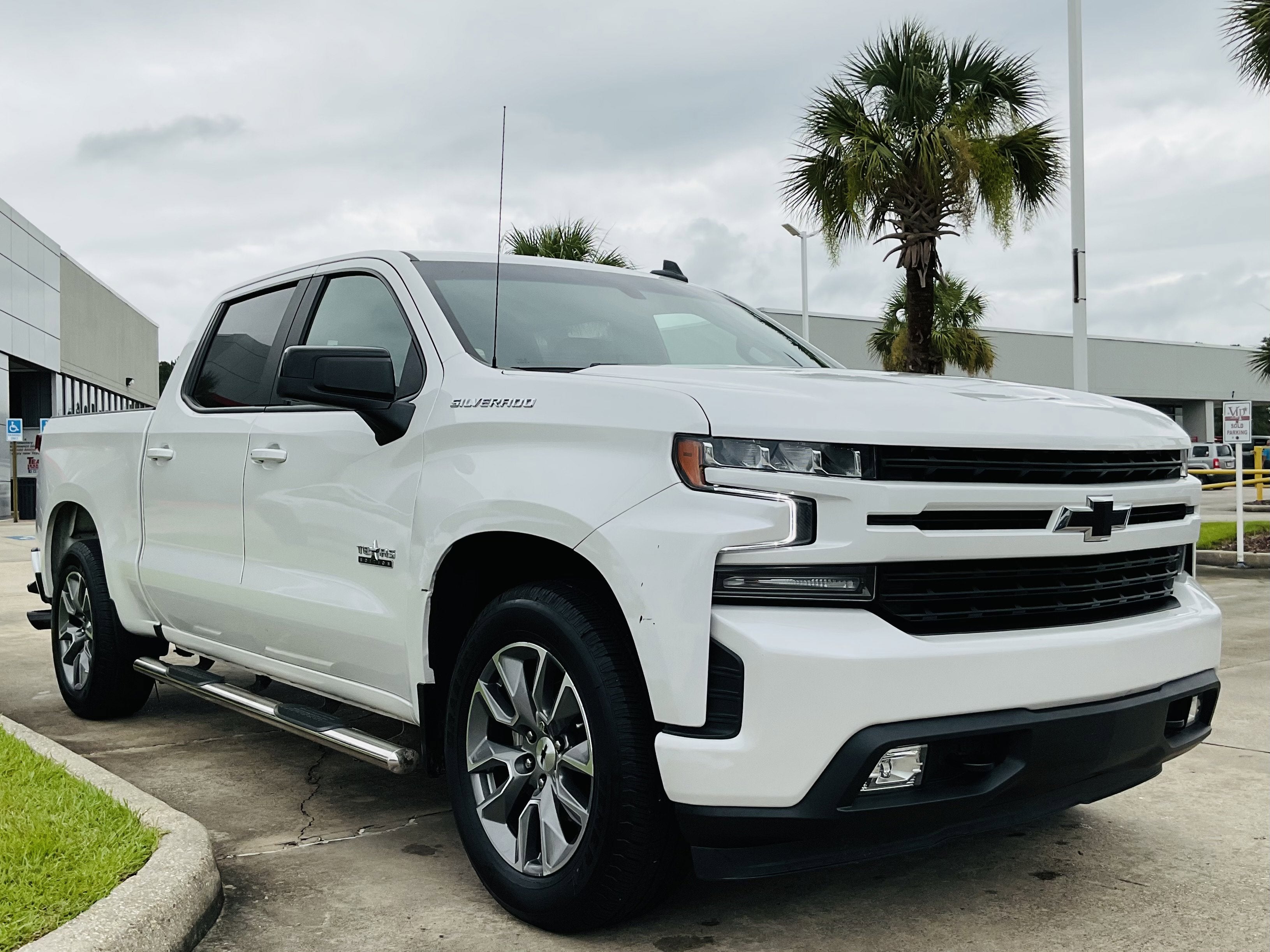 2021 Chevrolet Silverado RST