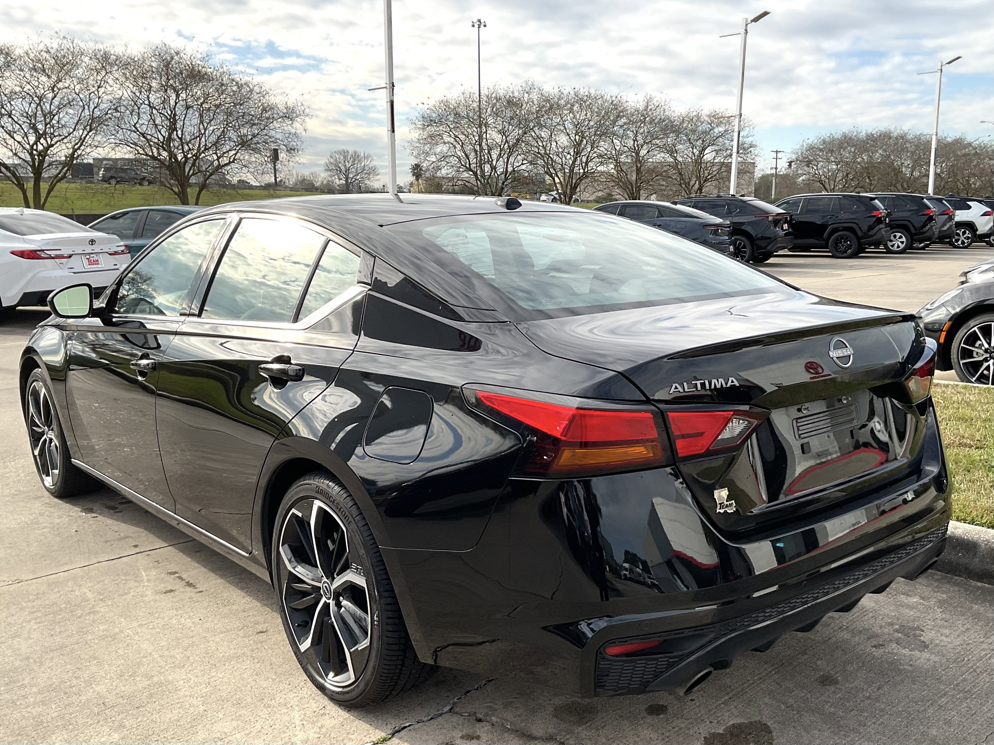 2025 Nissan Altima SR