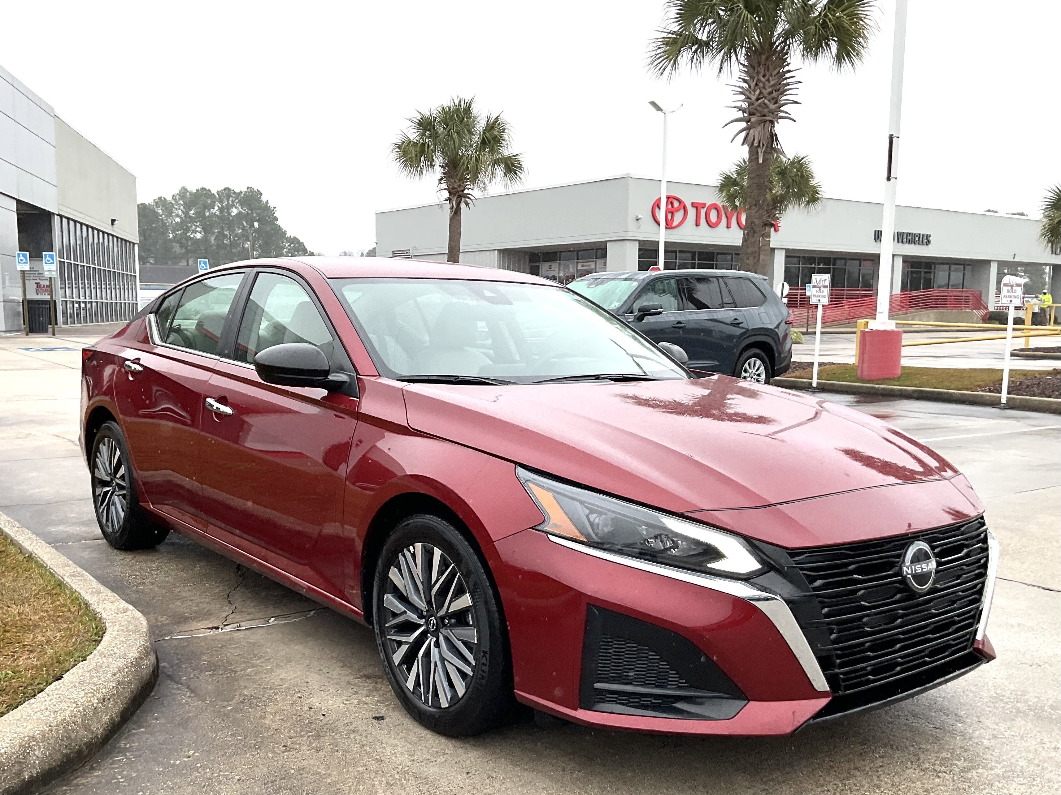 2025 Nissan Altima SV