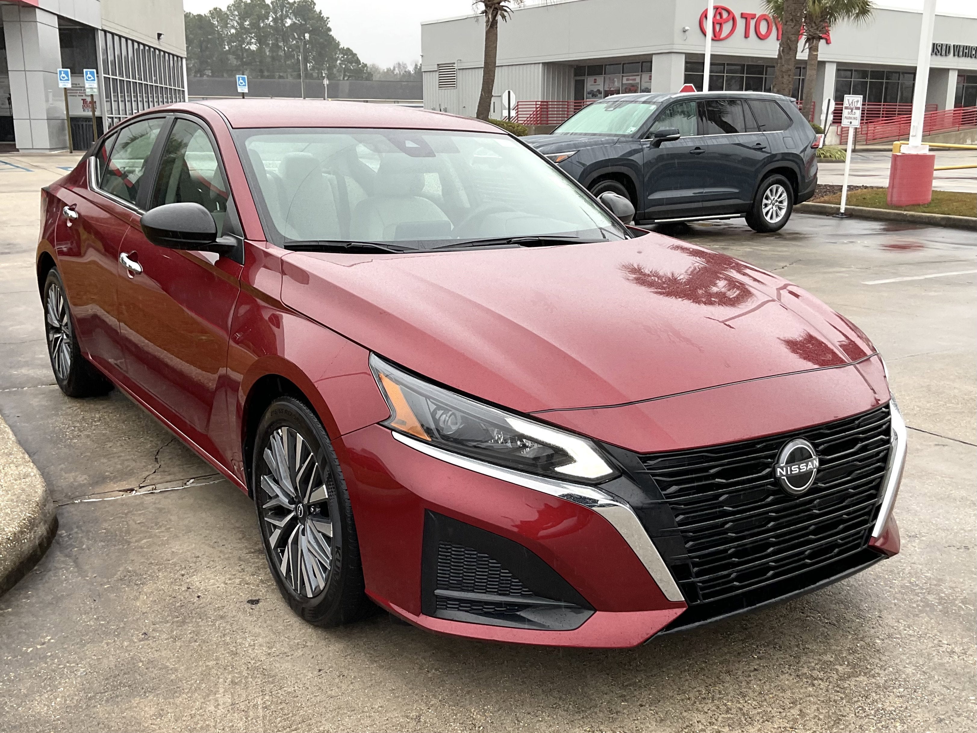 2025 Nissan Altima SV