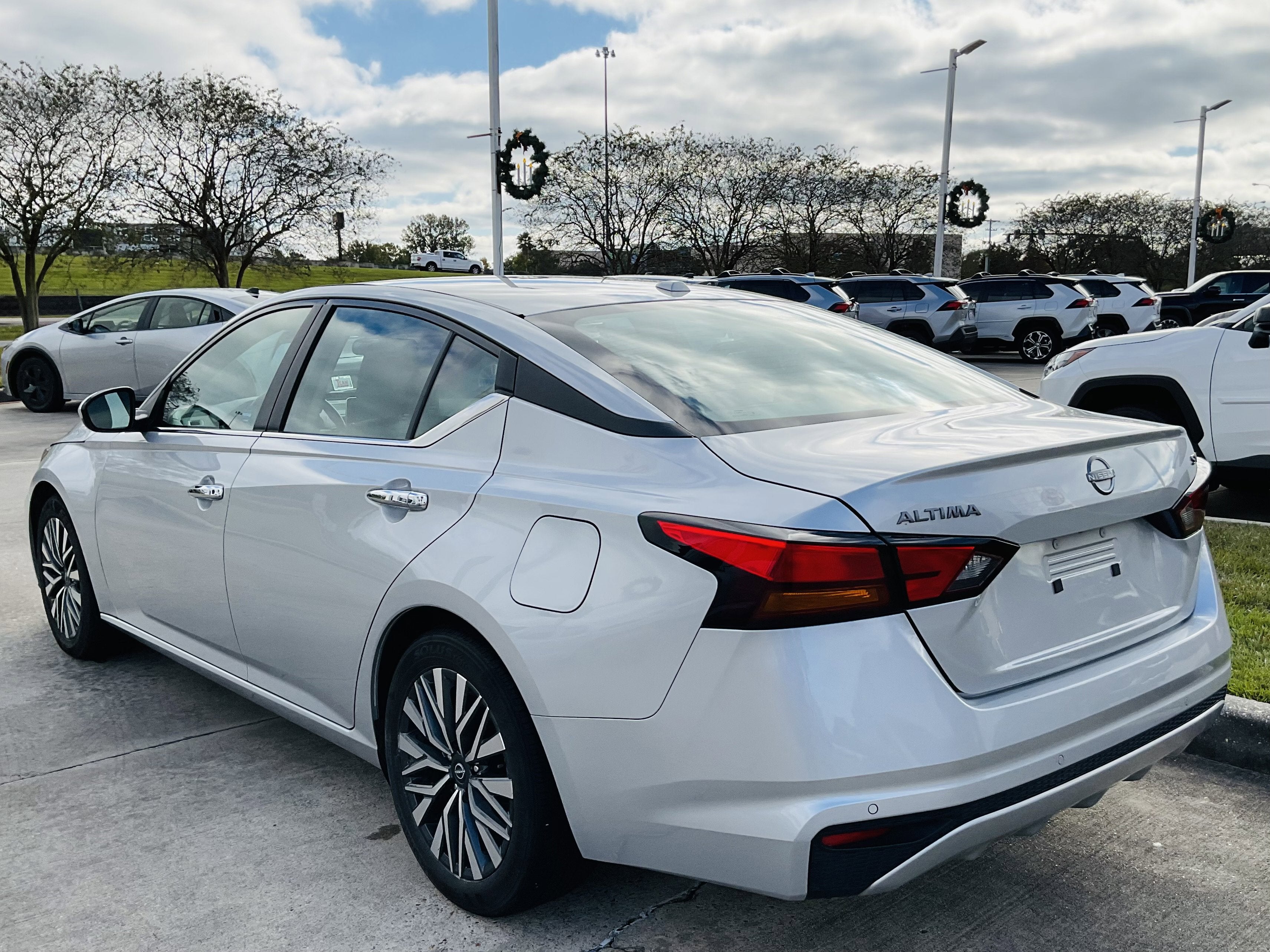 2024 Nissan Altima 2.5 SV