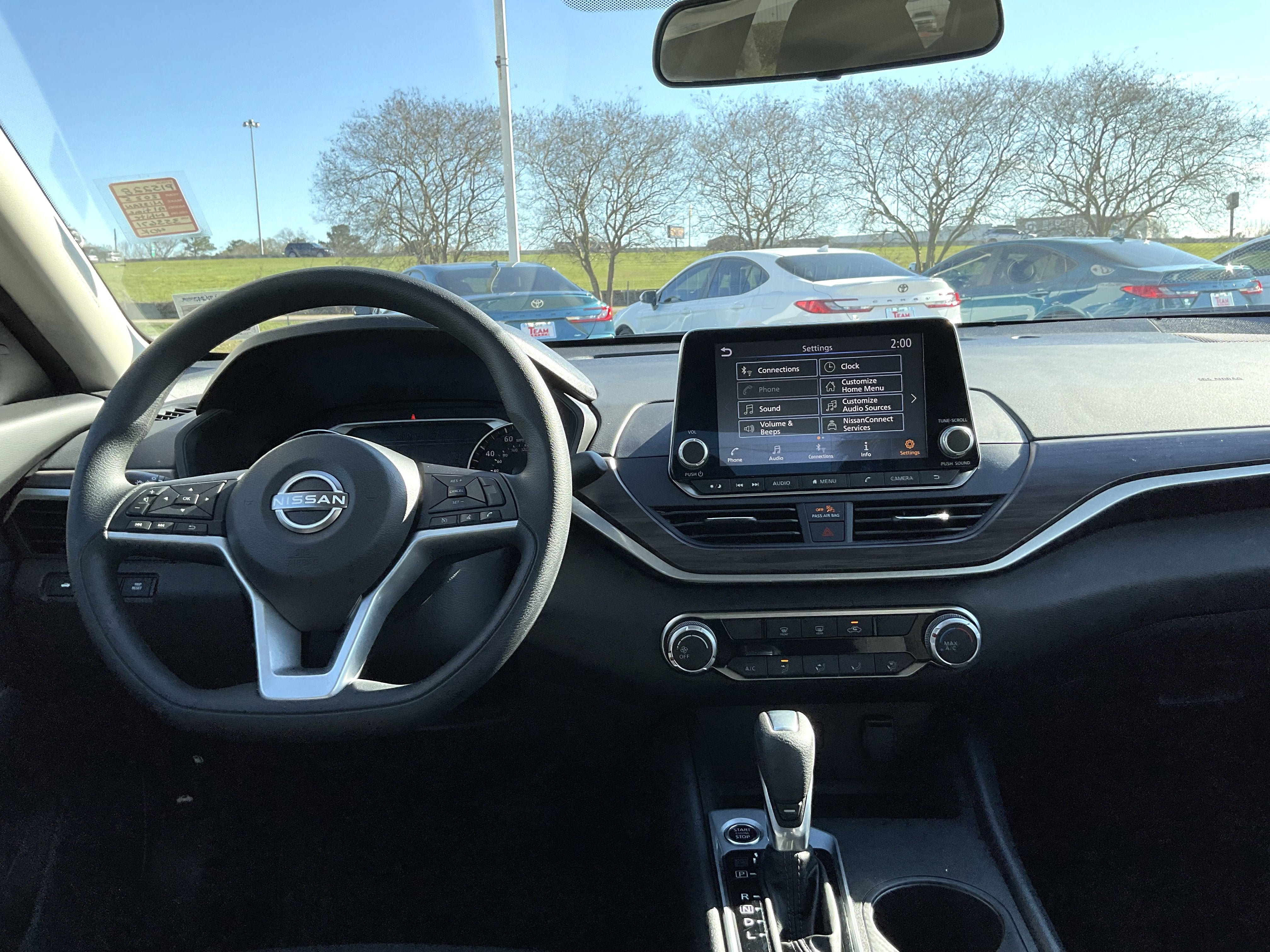 2025 Nissan Altima SV