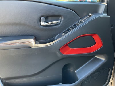 2024 Nissan Frontier PRO-X