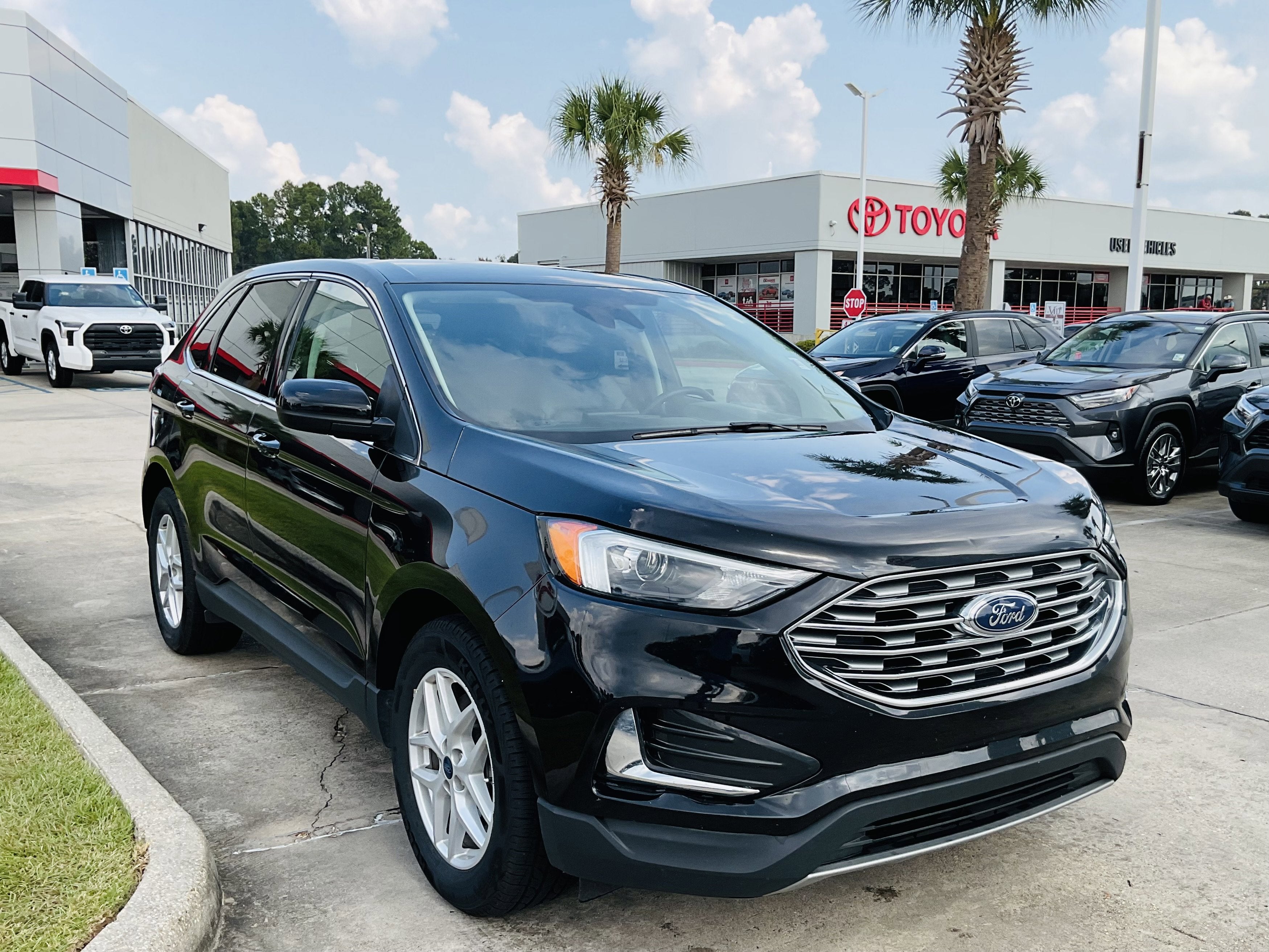 2022 Ford Edge SEL