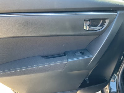 2019 Toyota COROLLA LE