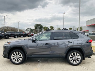 2025 Toyota RAV4 XLE Premium