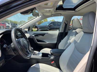 2022 Toyota RAV4 XLE Premium