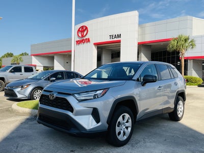 2024 Toyota RAV4 LE