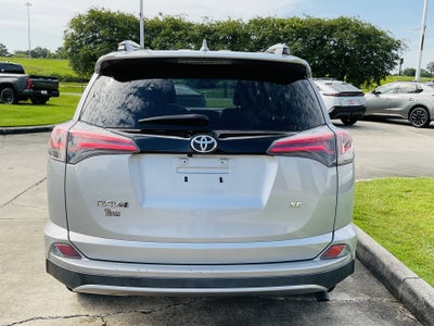 2018 Toyota RAV4 SE