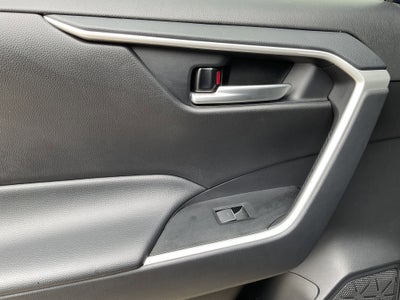 2025 Toyota RAV4 HYBRID Hybrid XLE