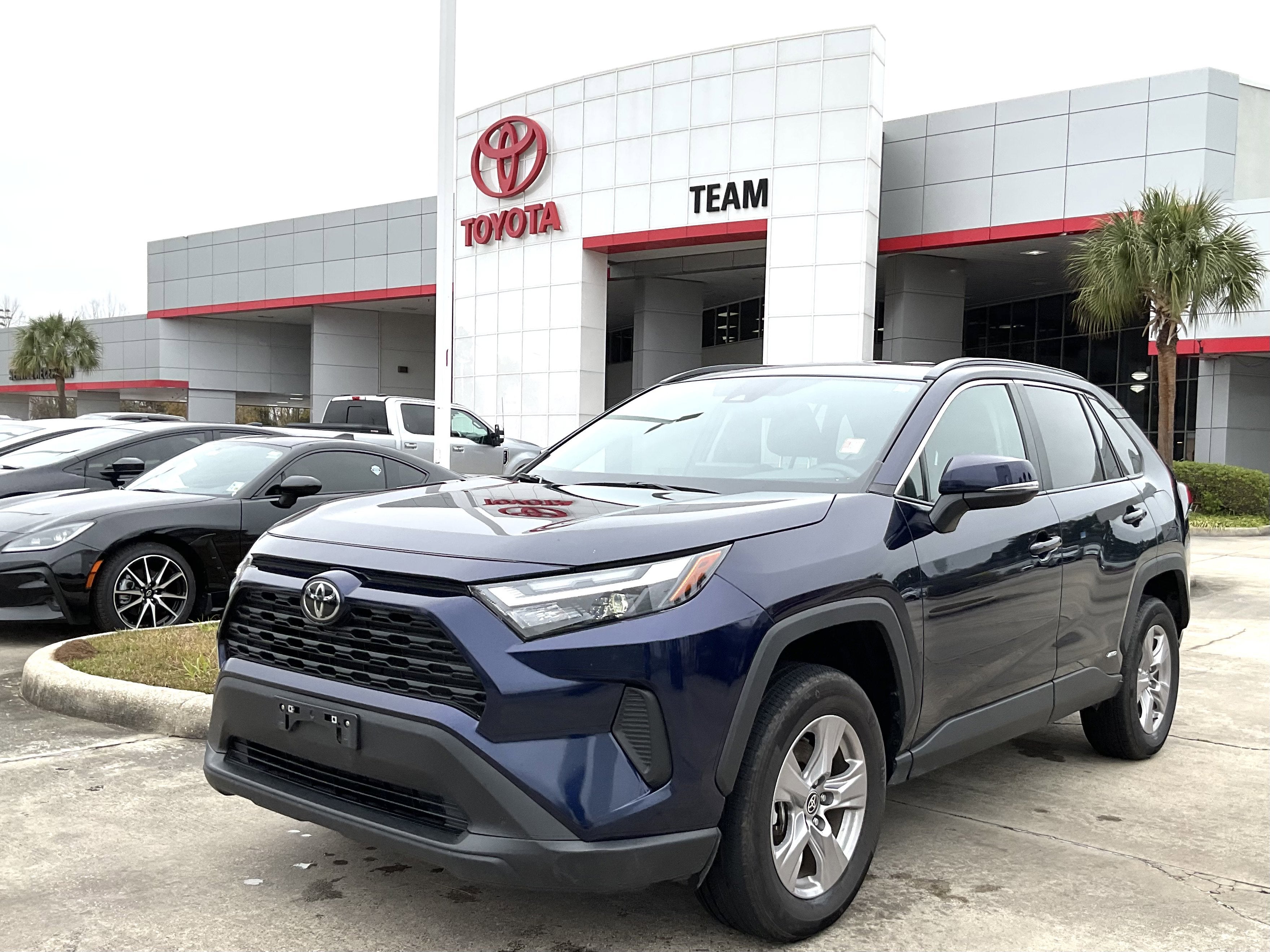 2025 Toyota RAV4 HYBRID Hybrid XLE