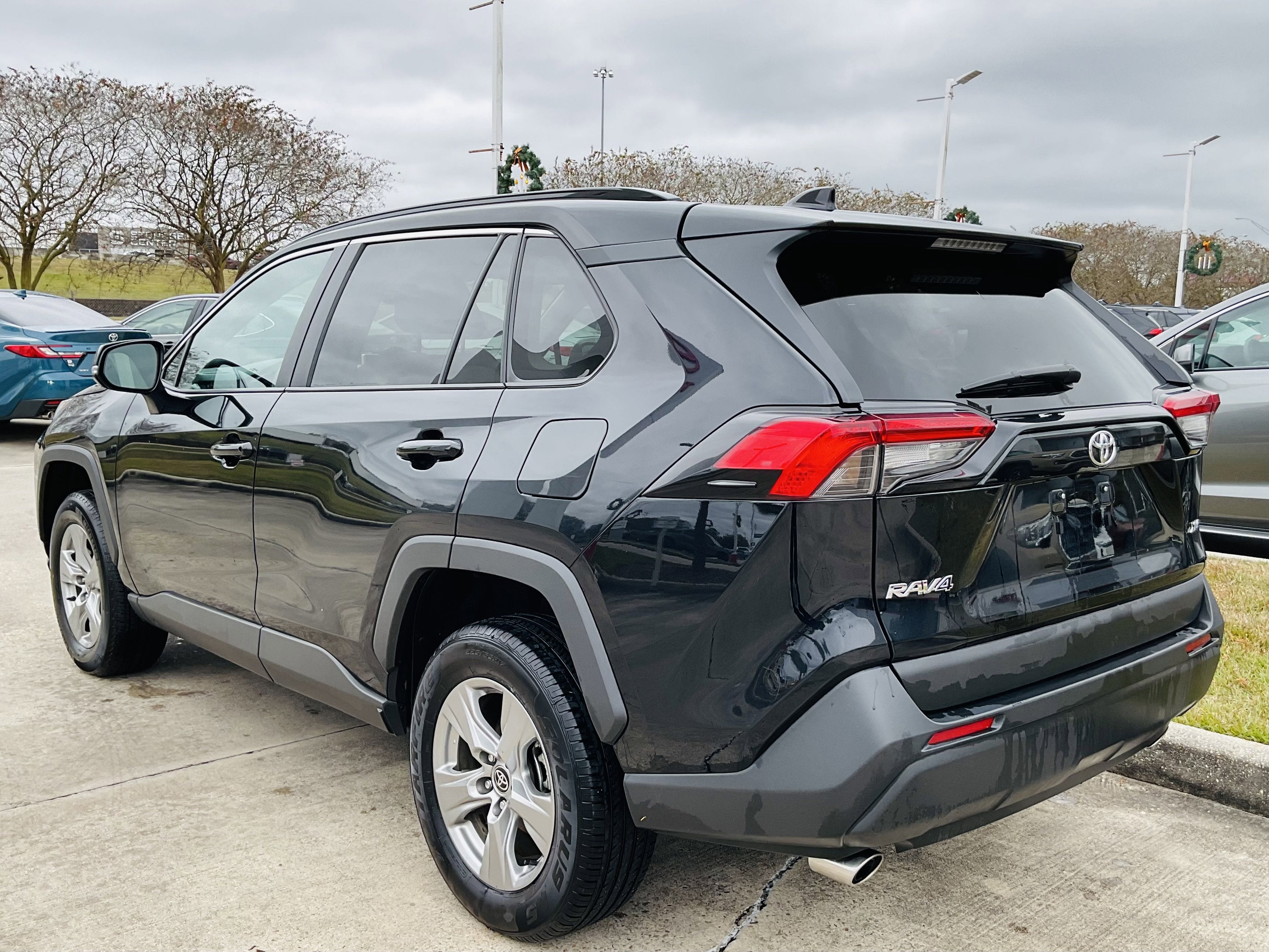 2024 Toyota RAV4 XLE