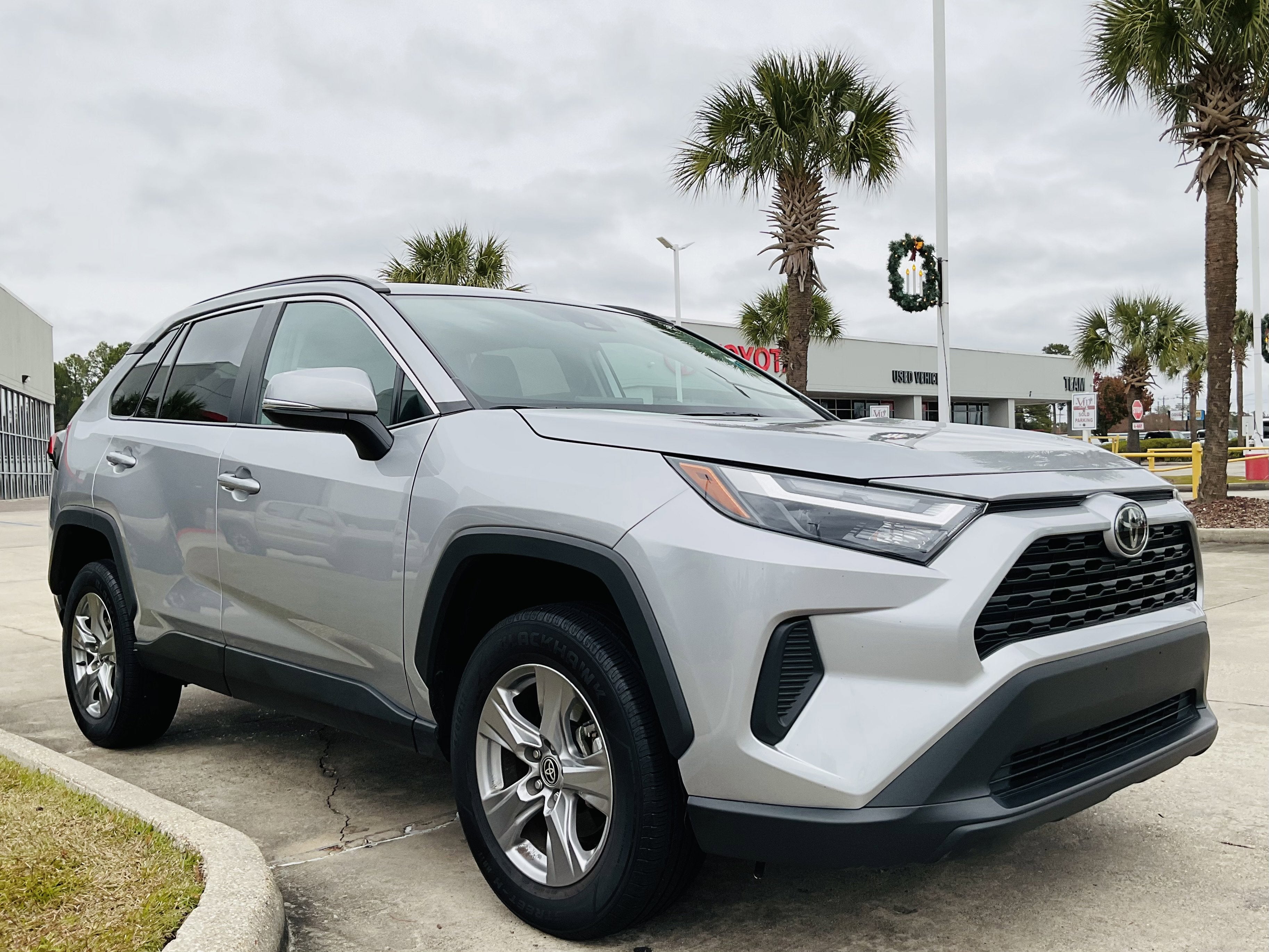 2024 Toyota RAV4 XLE