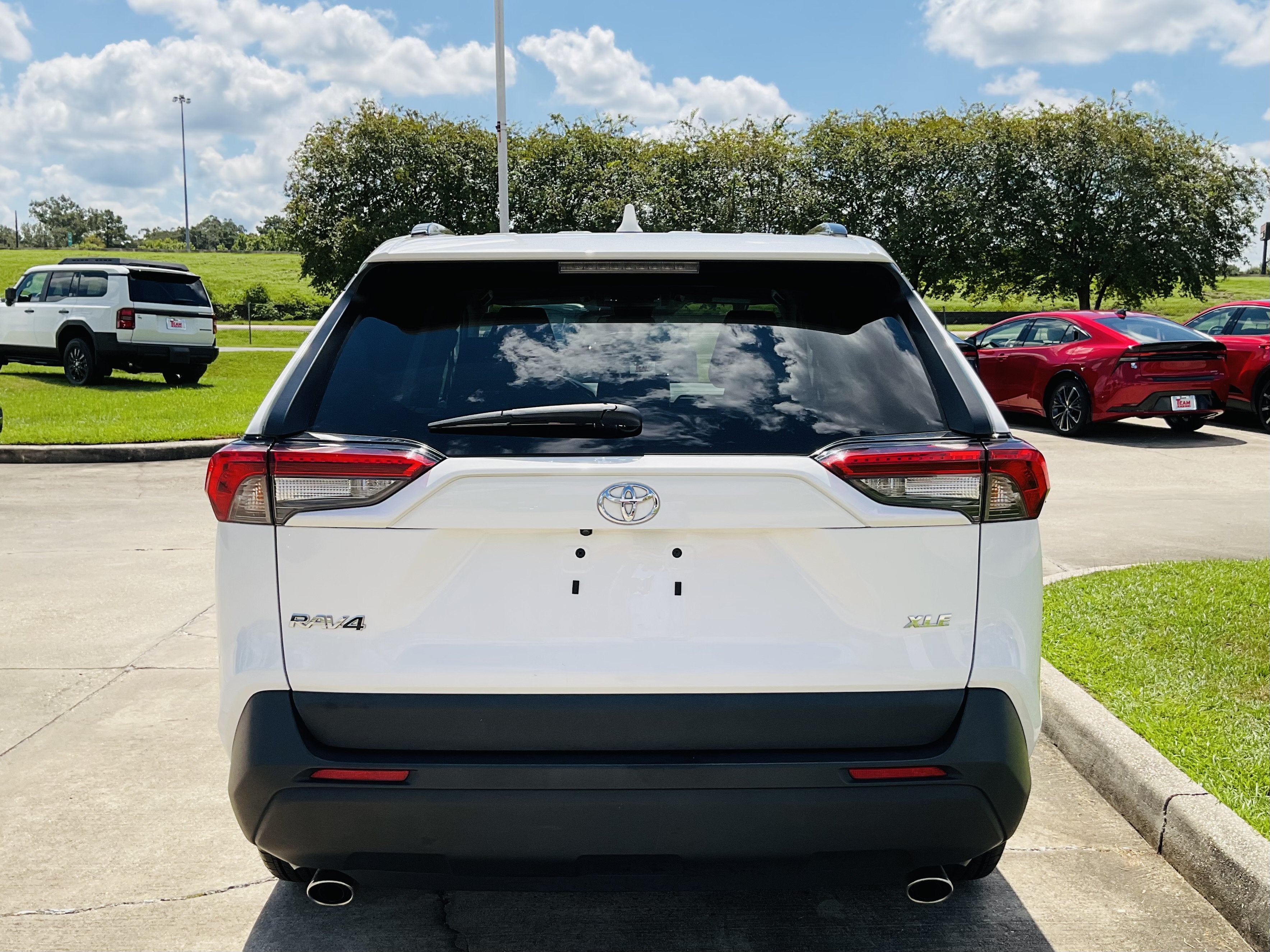 2024 Toyota RAV4 XLE