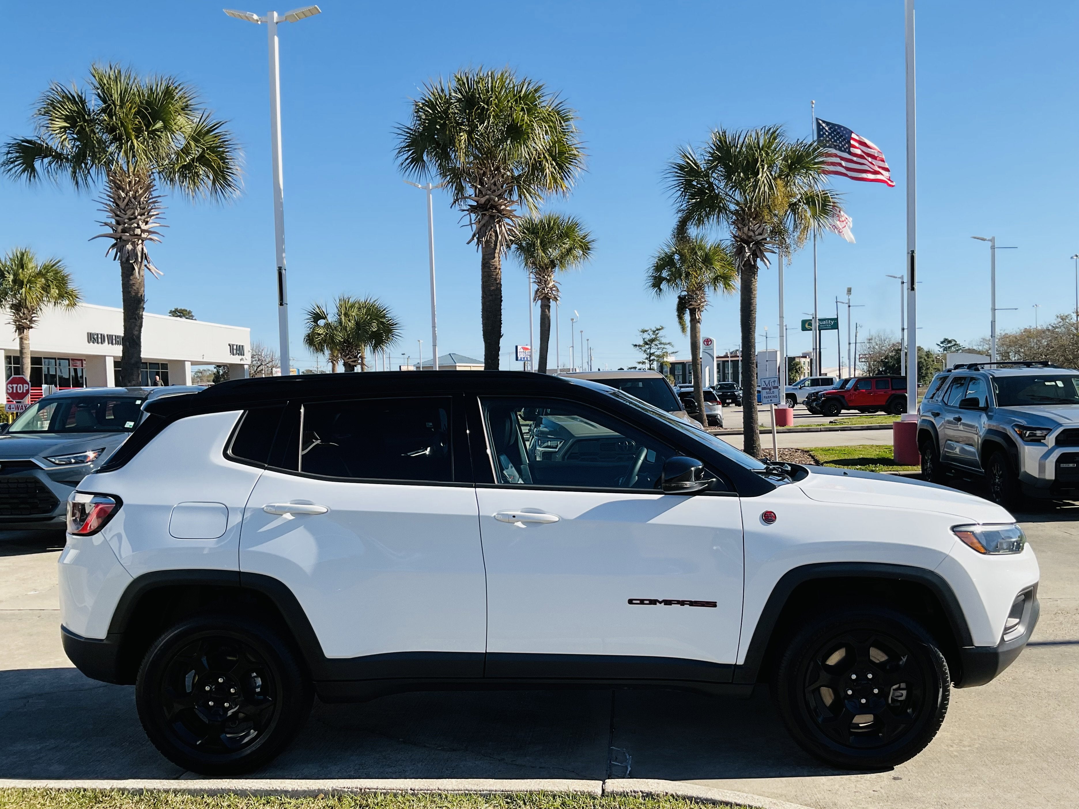2023 Jeep Compass Trailhawk