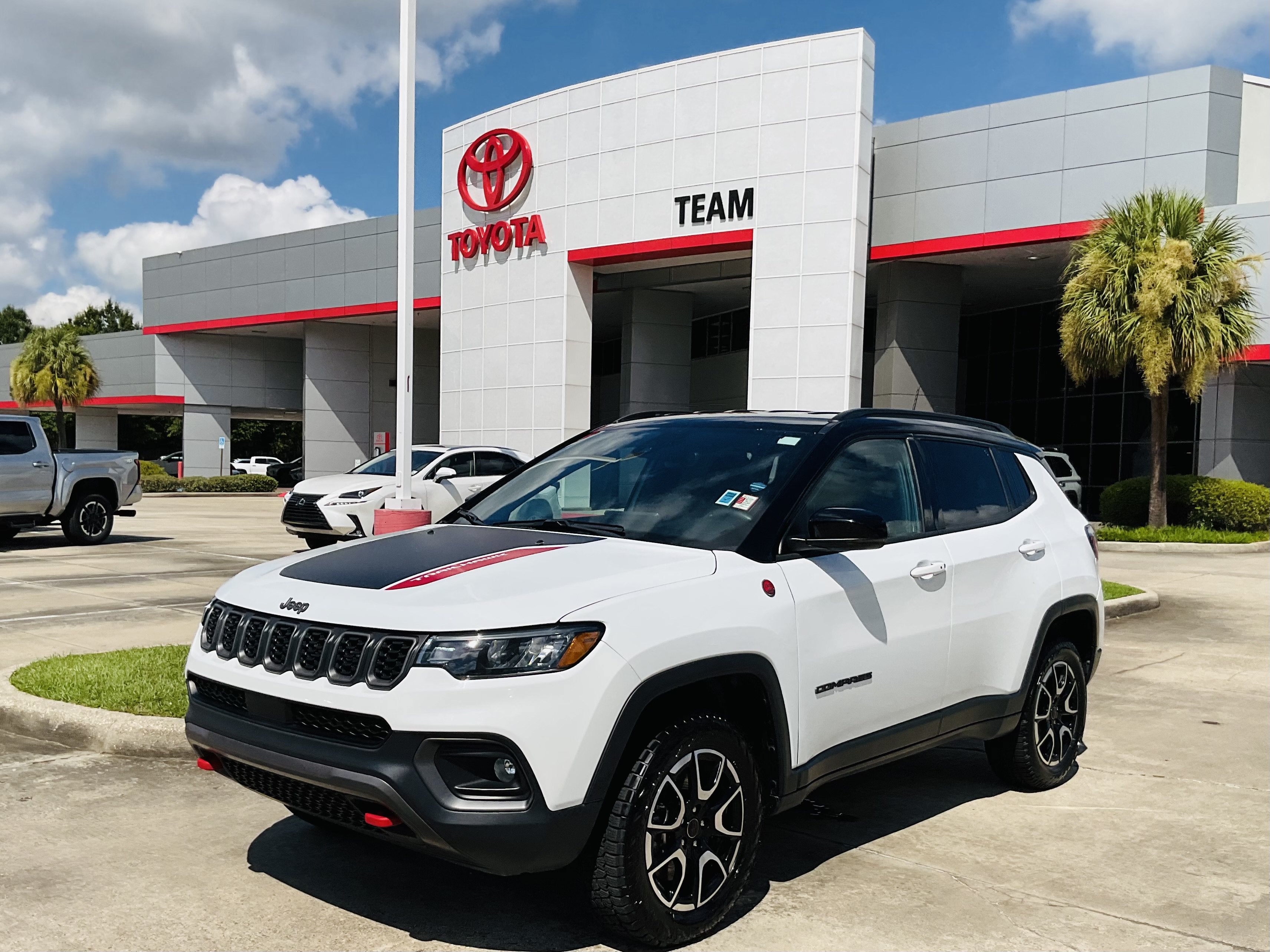2025 Jeep Compass Trailhawk