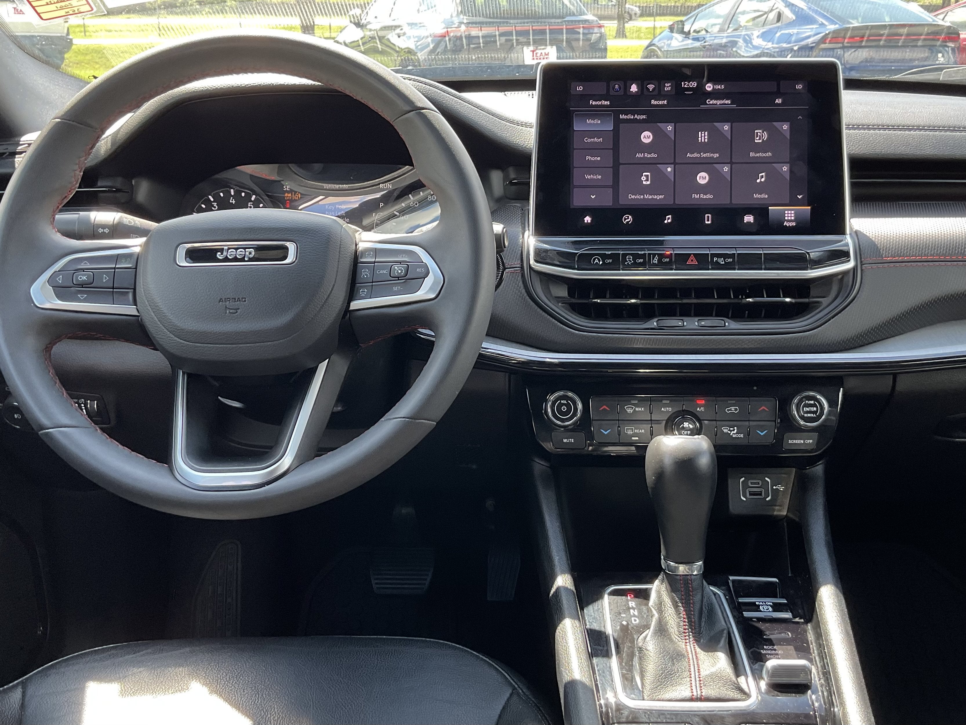 2025 Jeep Compass Trailhawk