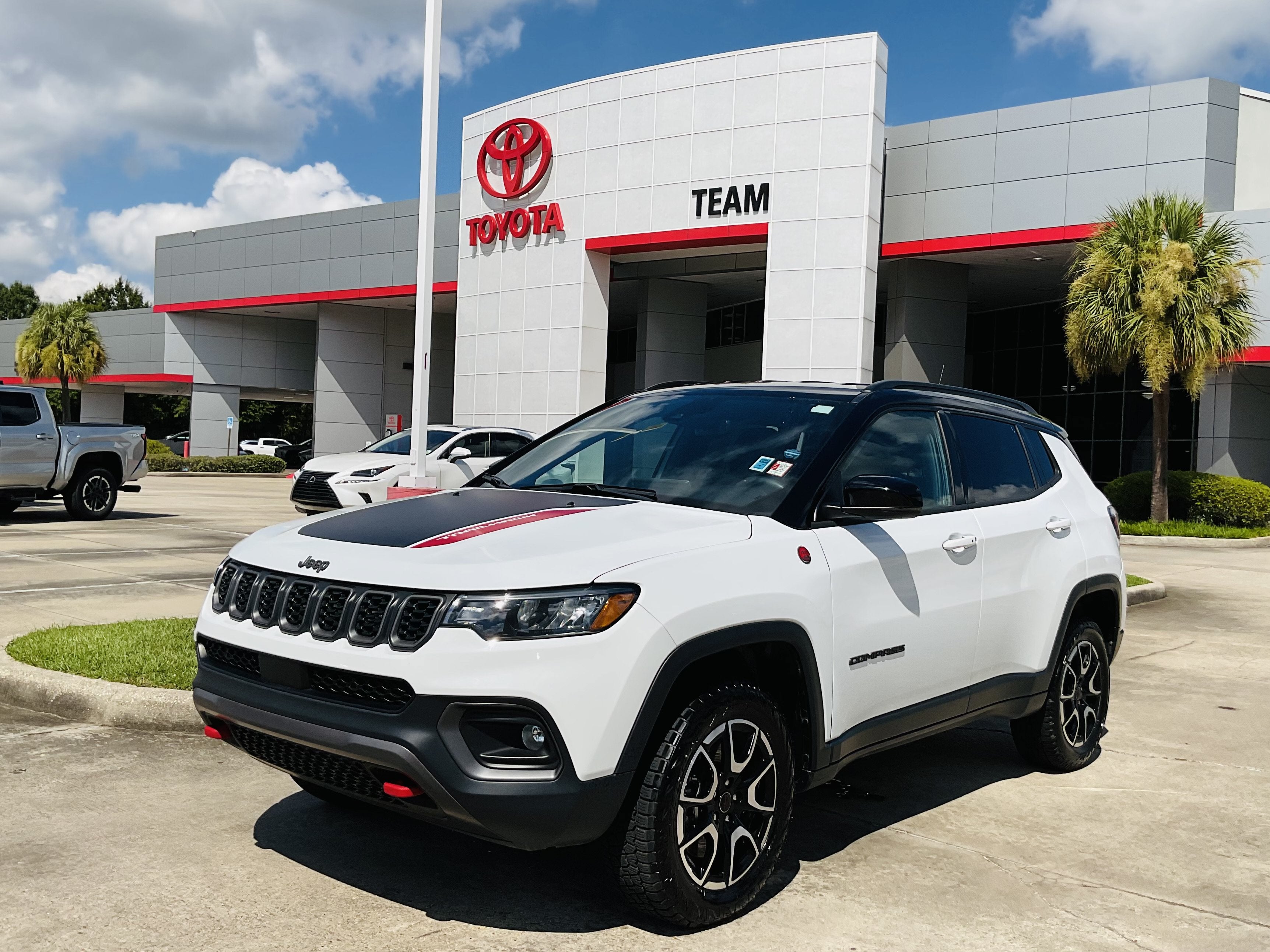 2025 Jeep Compass Trailhawk