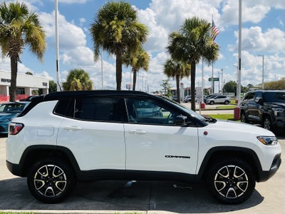 2025 Jeep Compass Trailhawk