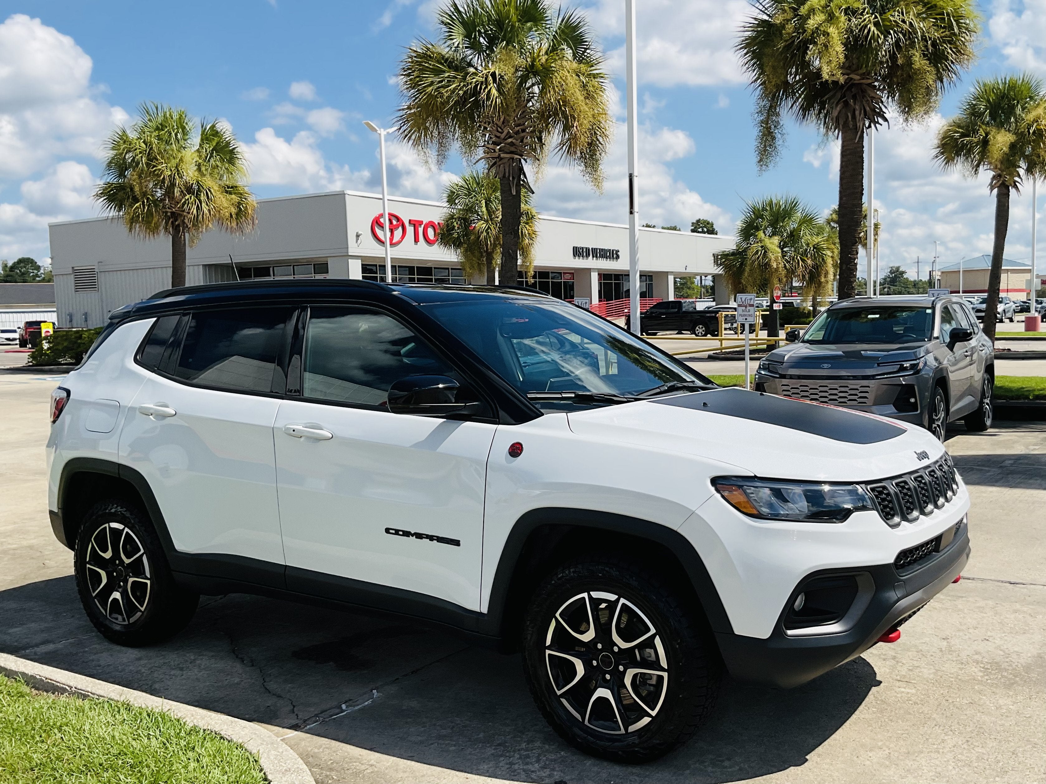 2025 Jeep Compass Trailhawk