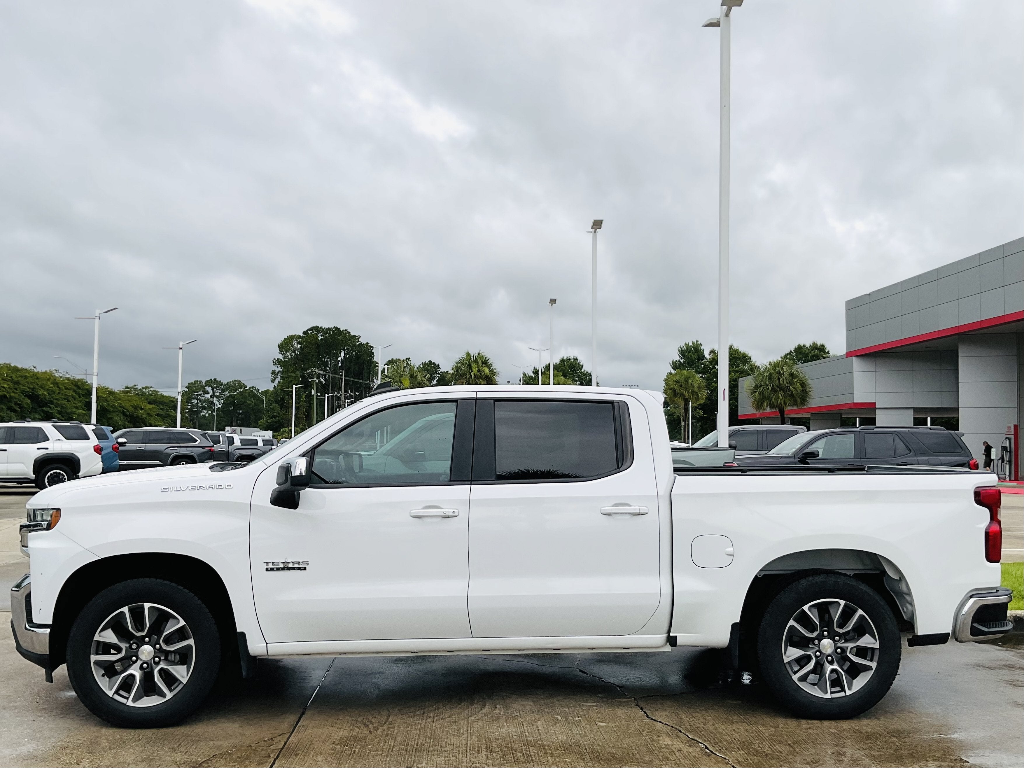 2020 Chevrolet Silverado LT