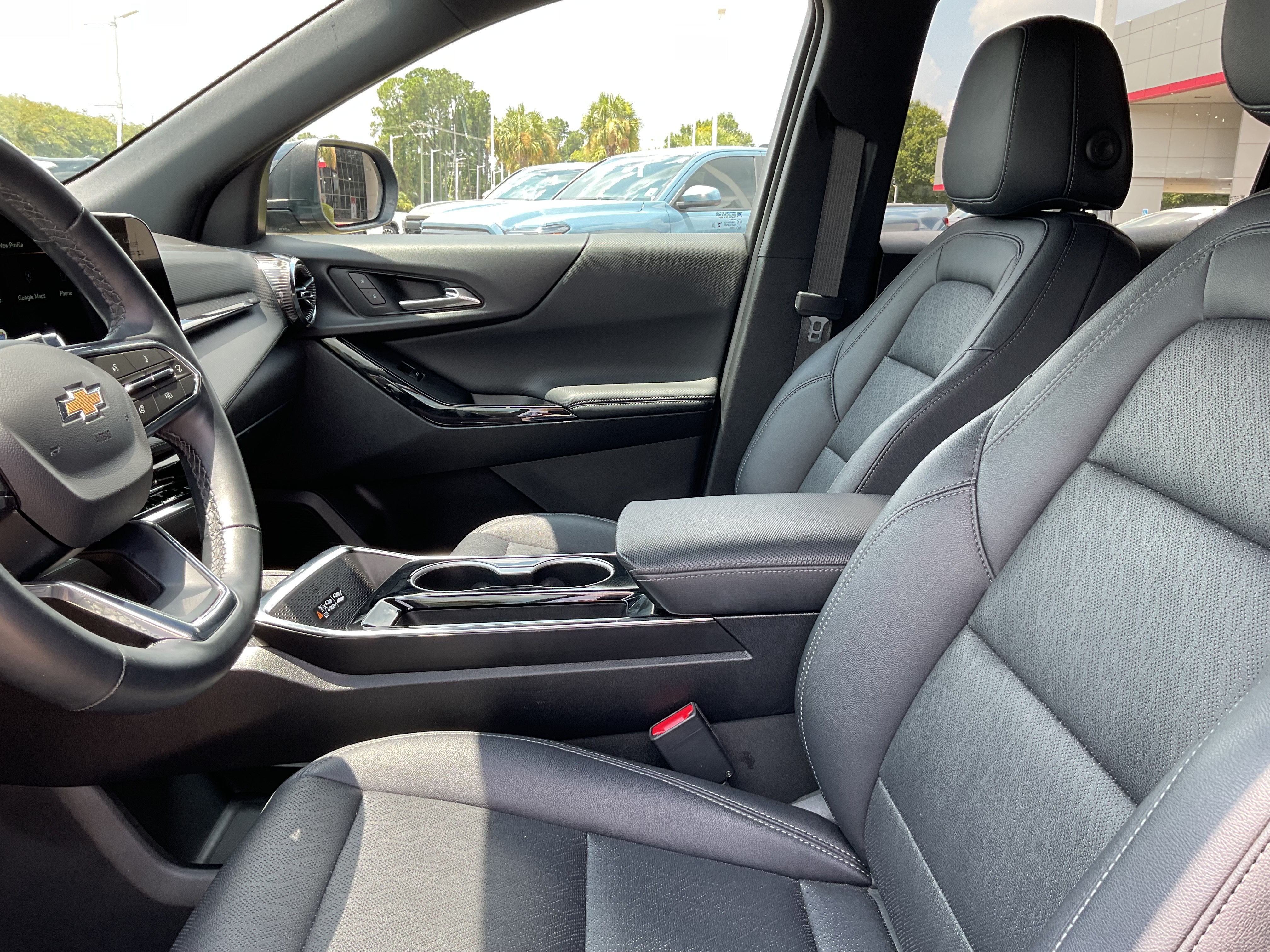 2025 Chevrolet Equinox FWD LT