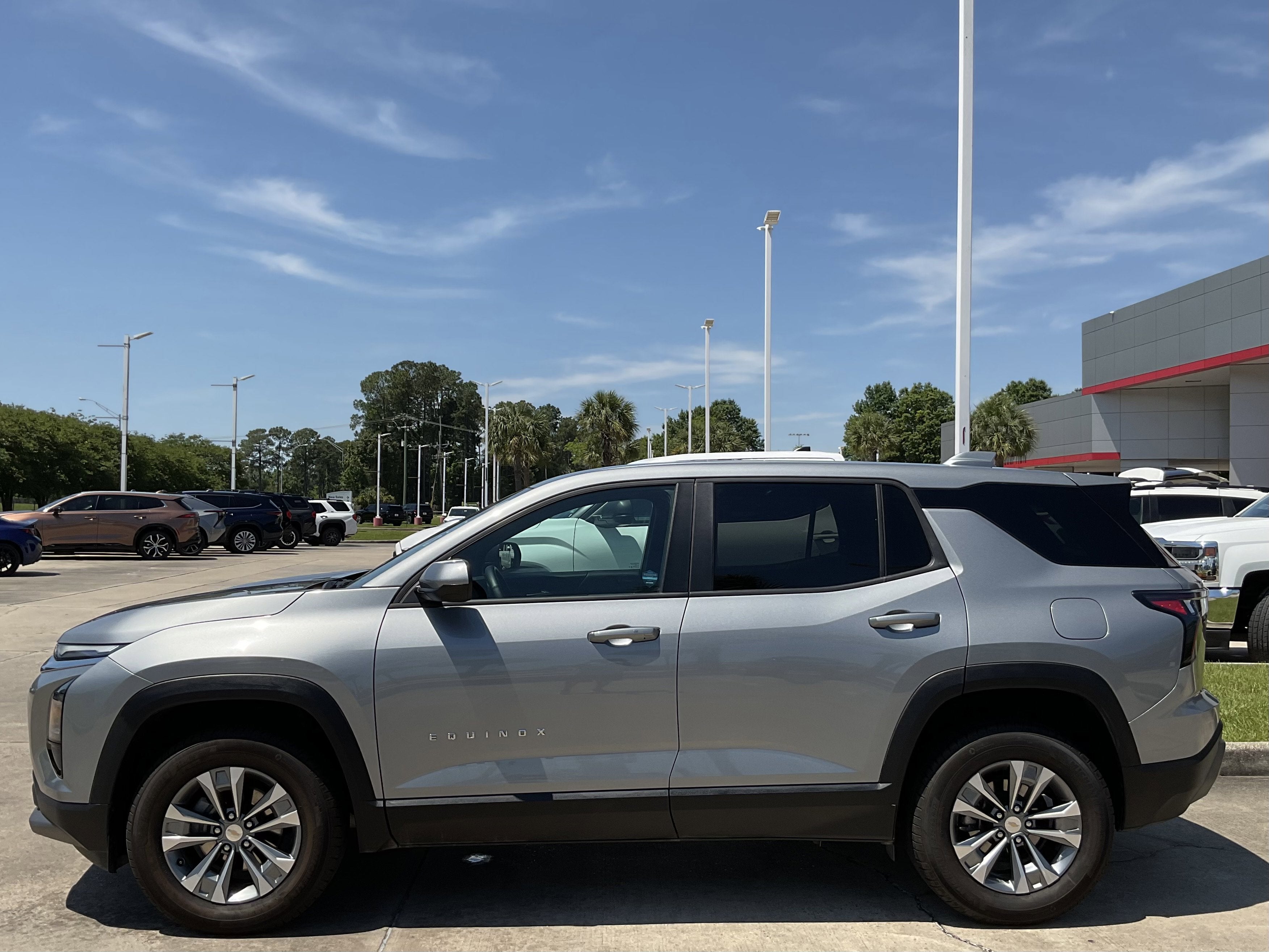 2025 Chevrolet Equinox AWD LT