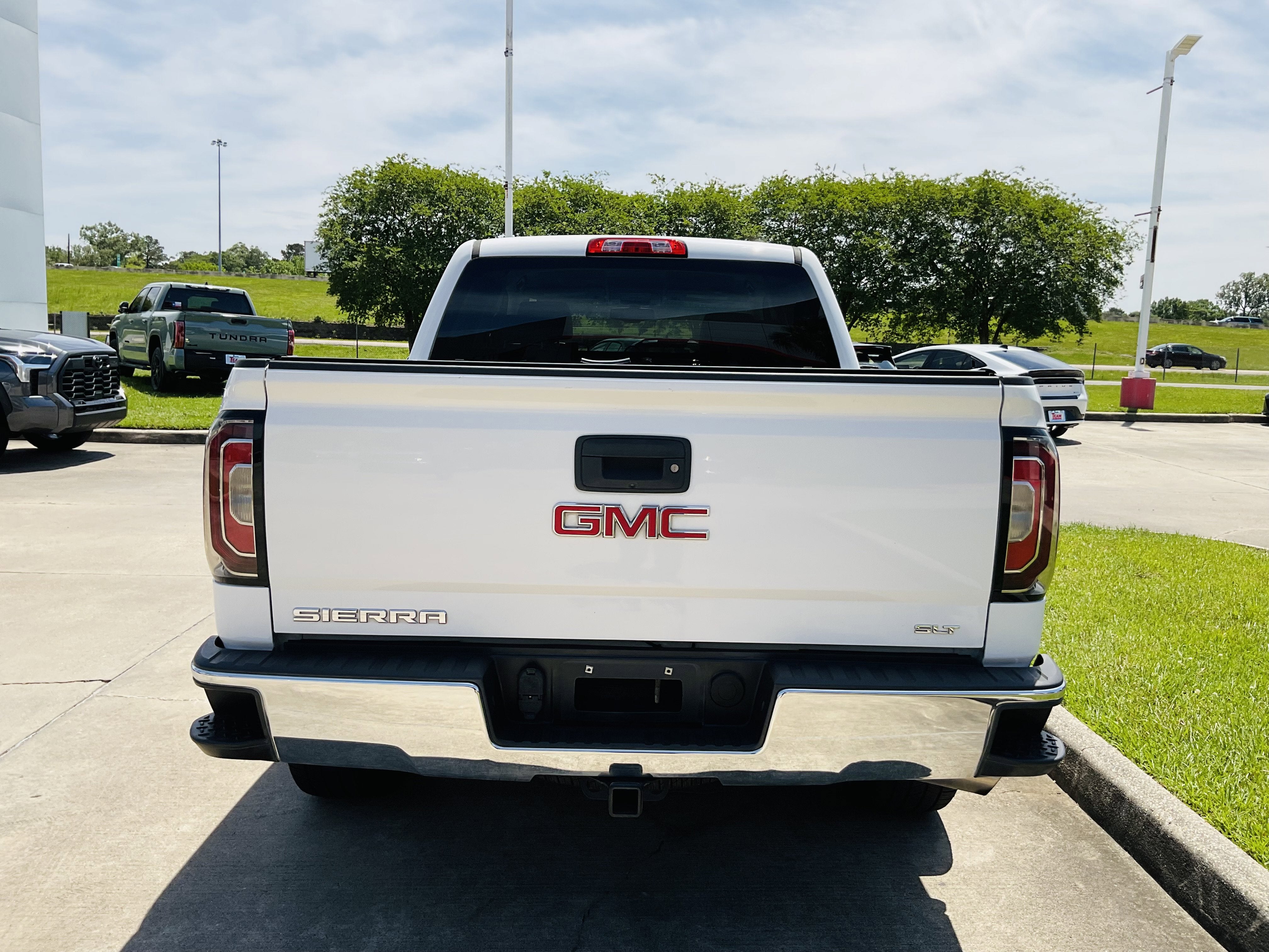 2018 GMC Sierra SLT