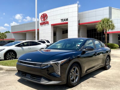 2025 Kia K4 LXS