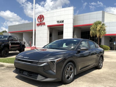 2025 Kia K4 LXS