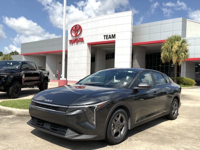 2025 Kia K4 LXS