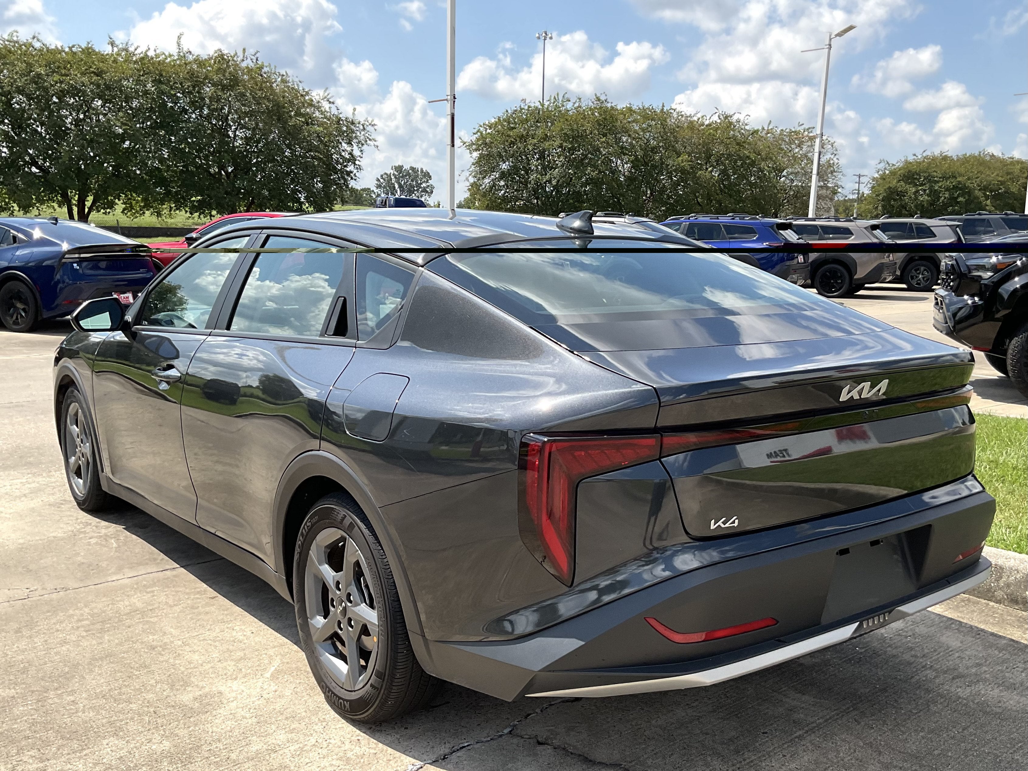 2025 Kia K4 LXS
