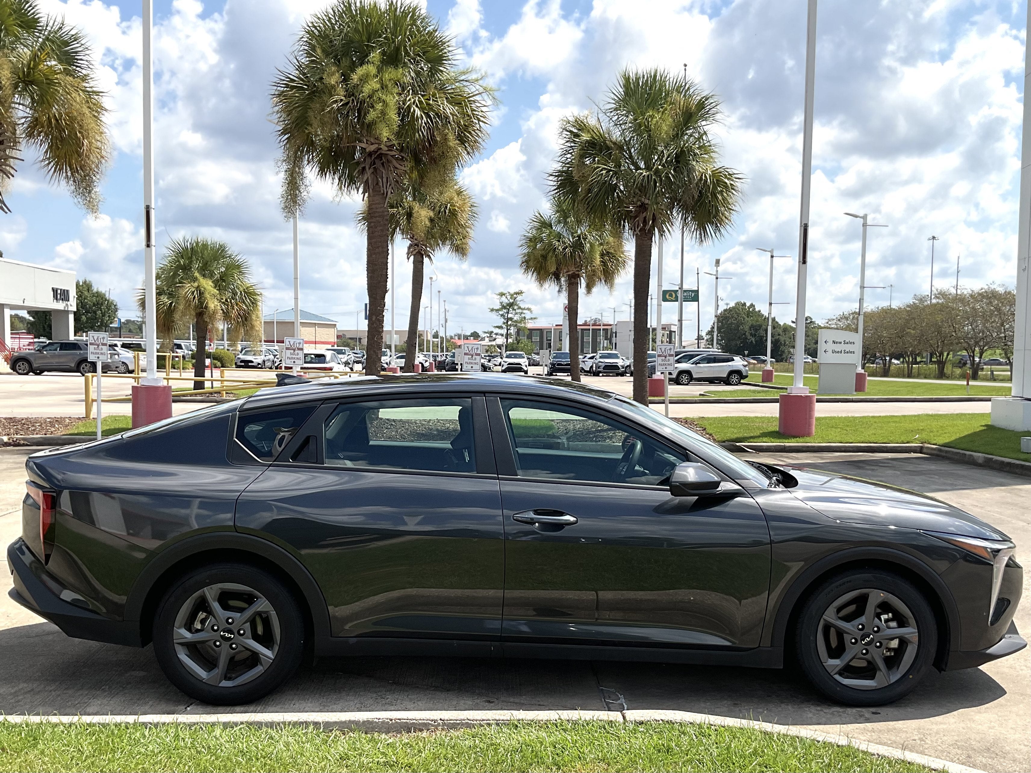 2025 Kia K4 LXS