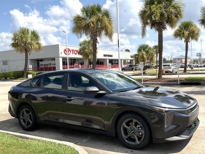 2025 Kia K4 LXS