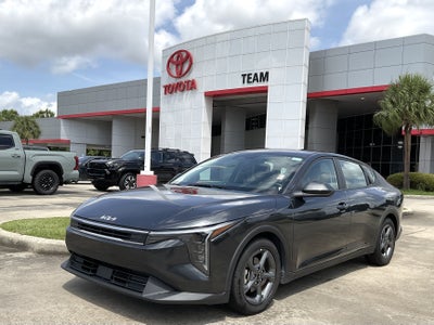 2025 Kia K4 LXS