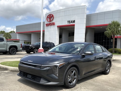 2025 Kia K4 LXS