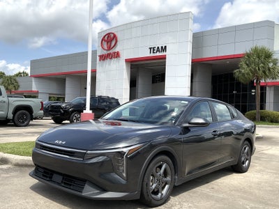 2025 Kia K4 LXS