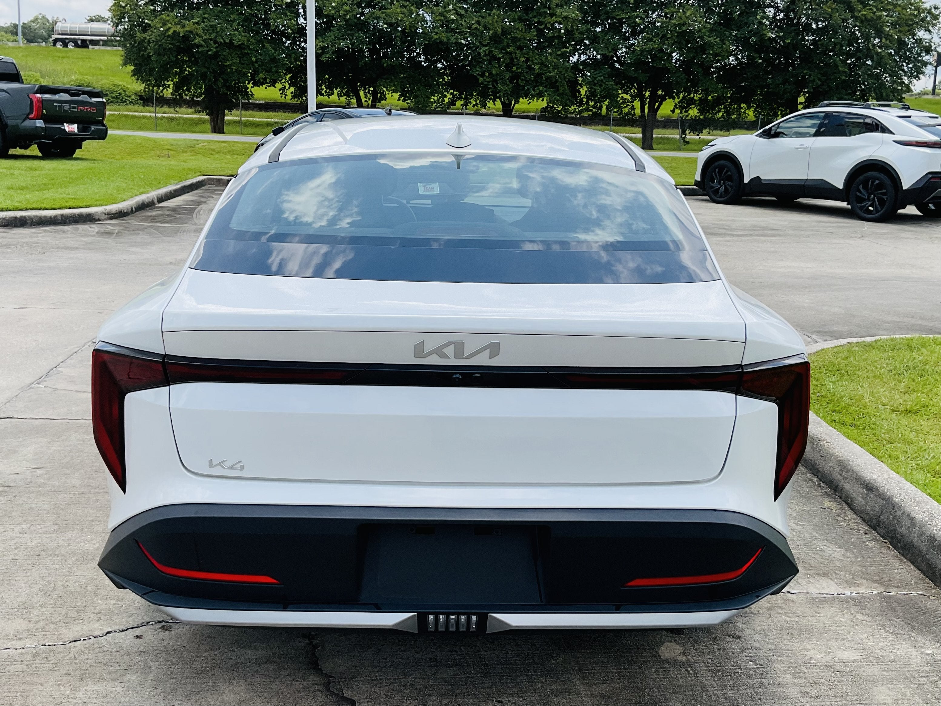 2025 Kia K4 LXS