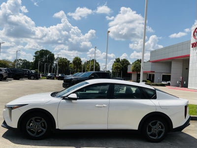 2025 Kia K4 LXS
